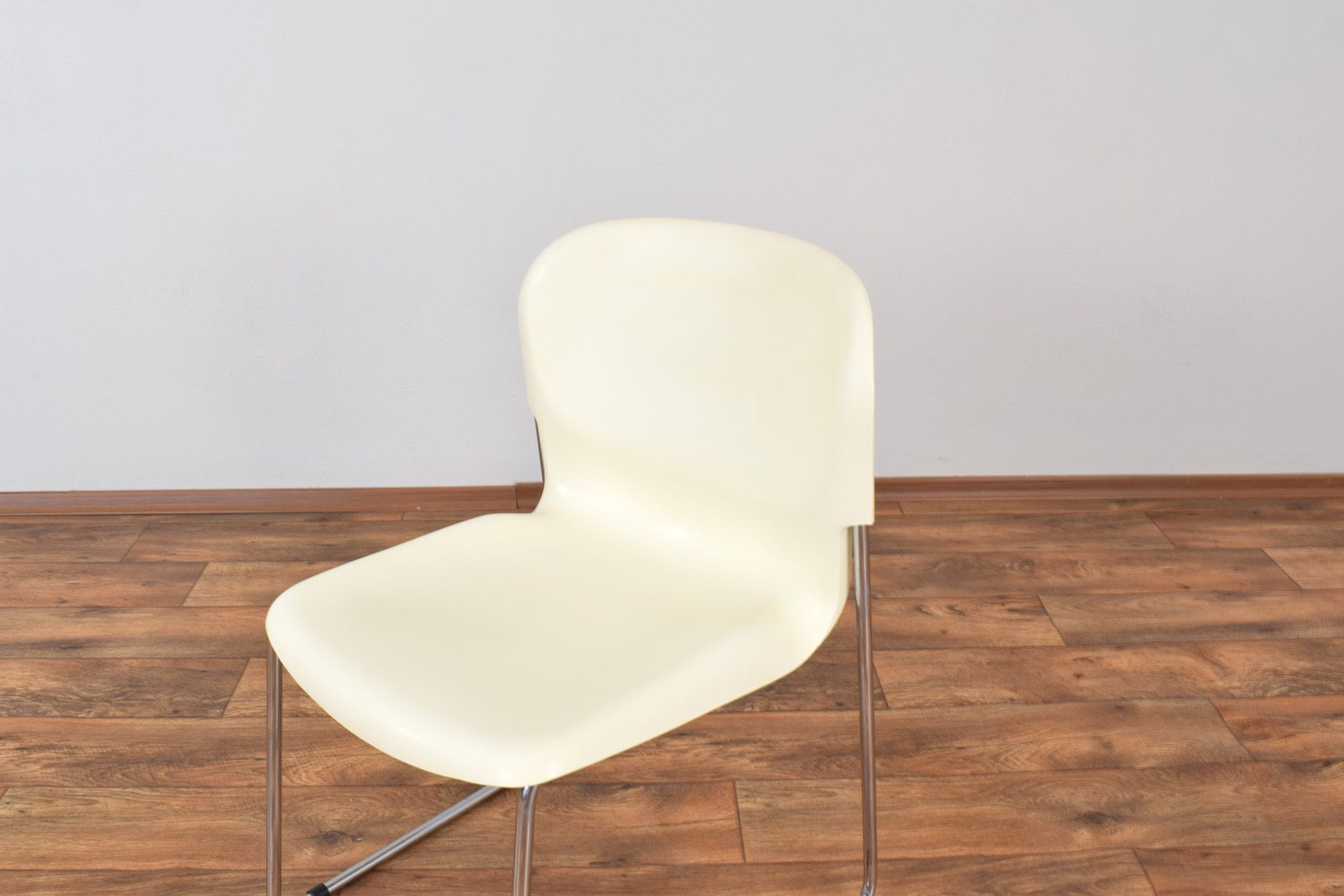 Furniture Sm400k White Swing Chair By Gerd Lange For Drabert, Set Of 4, 1980s photo
