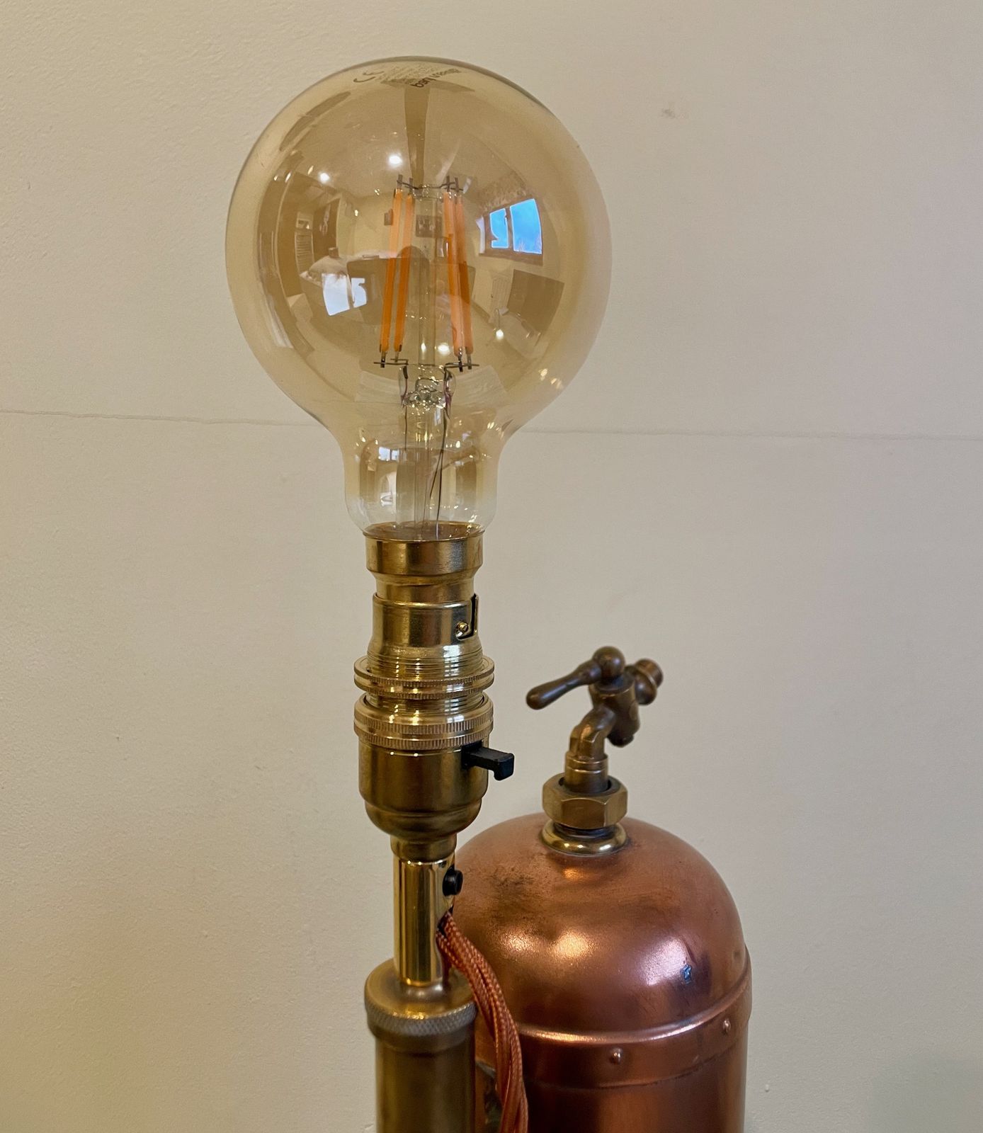 Antique Copper & Brass French Pulverisateur Systeme Muratoriori Vine Sprayer Table Light photo vintage