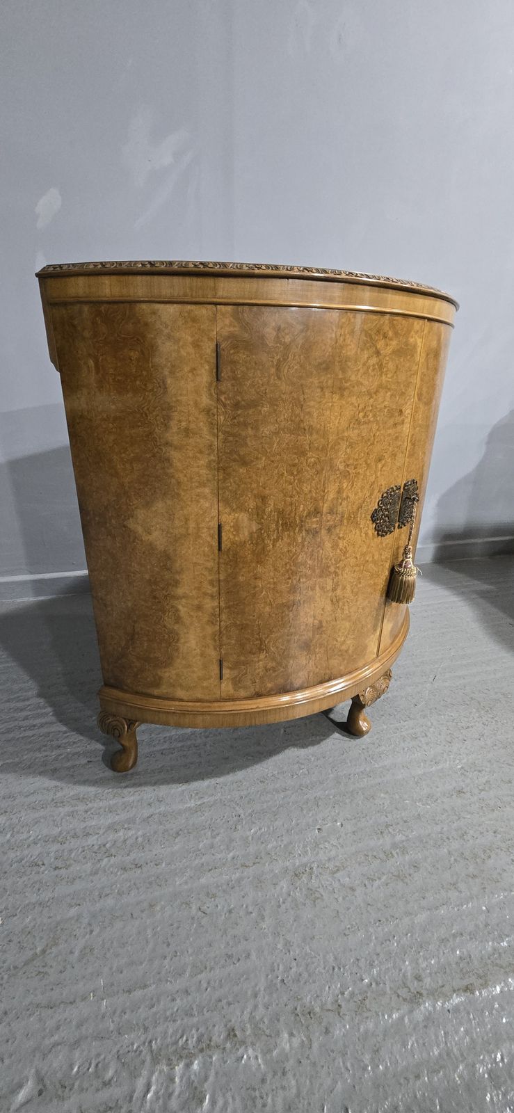 Top Quality Burr Walnut Demi Loon Cabinet photo 1295.0