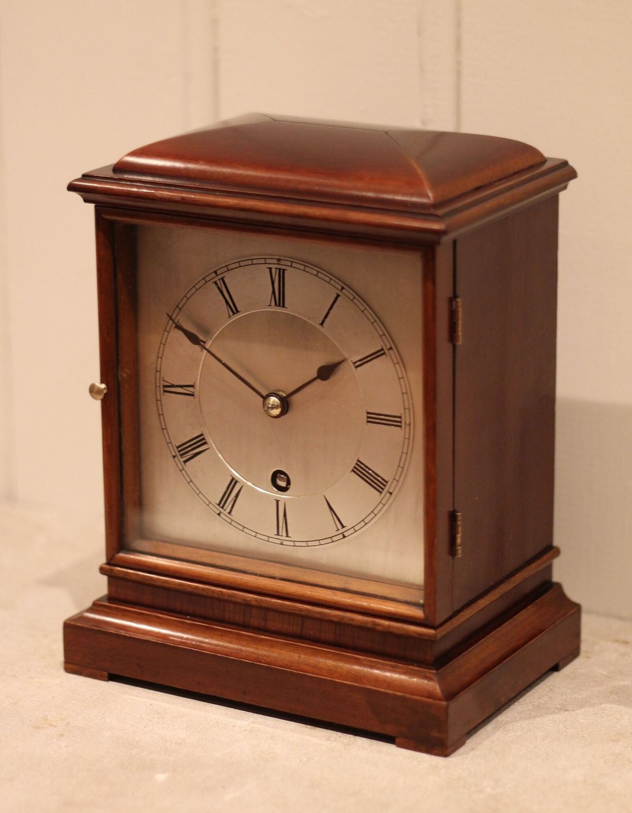 Mahogany Timepiece Mantel Clock photo 525.0