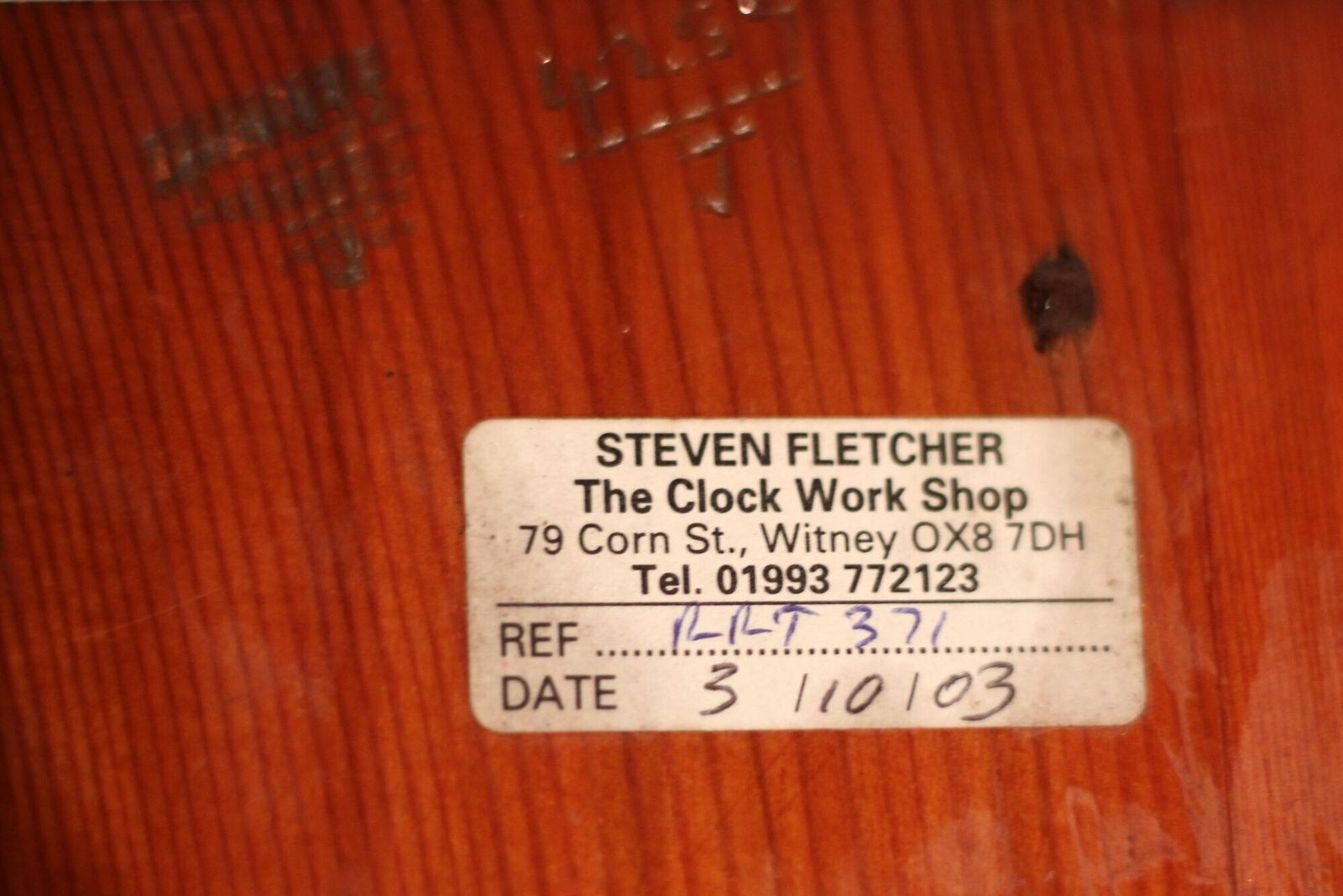 525.0 Mahogany Timepiece Mantel Clock photo