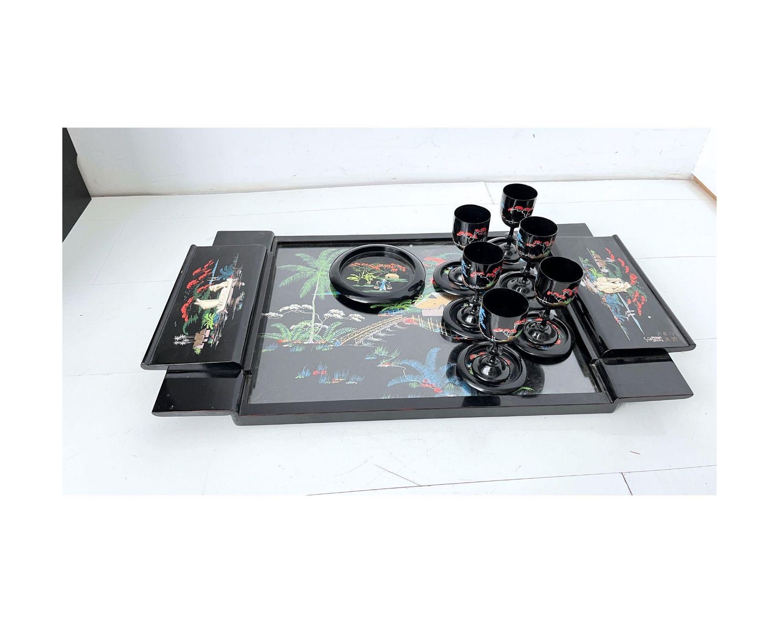 Japans Lakwerk Barset | 14 Delig Compleet | Zwart Dienblad & Glazen photo for sale