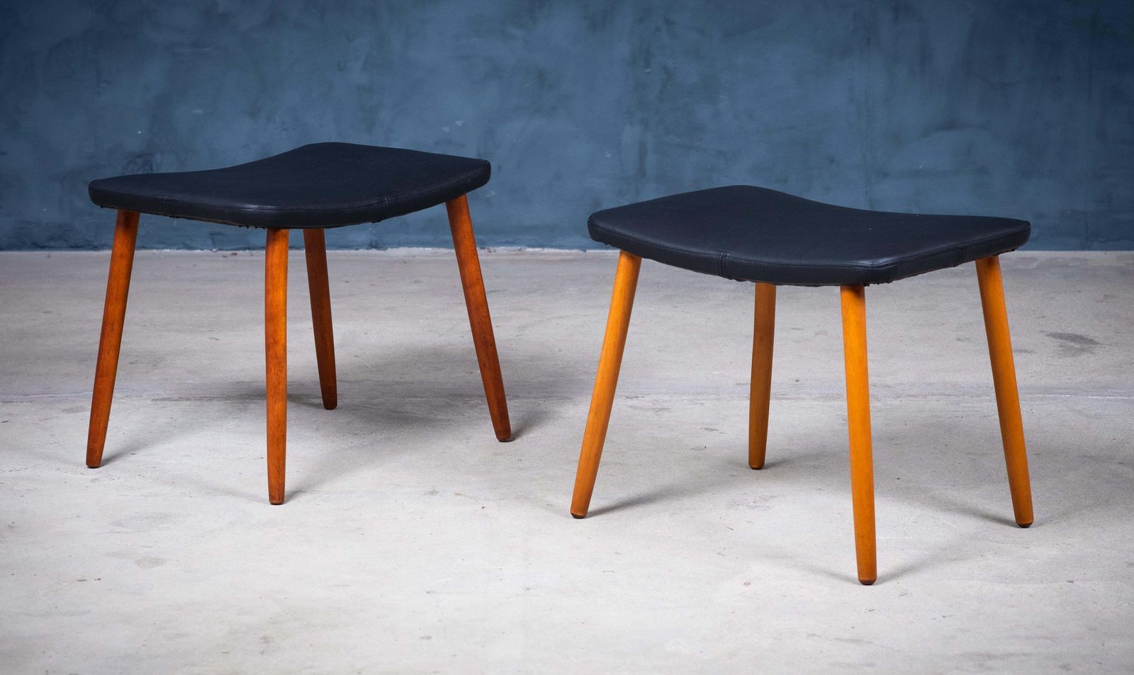 Set Mid Century Krukken, Deens Design, Ca. Jaren 1960 photo for sale