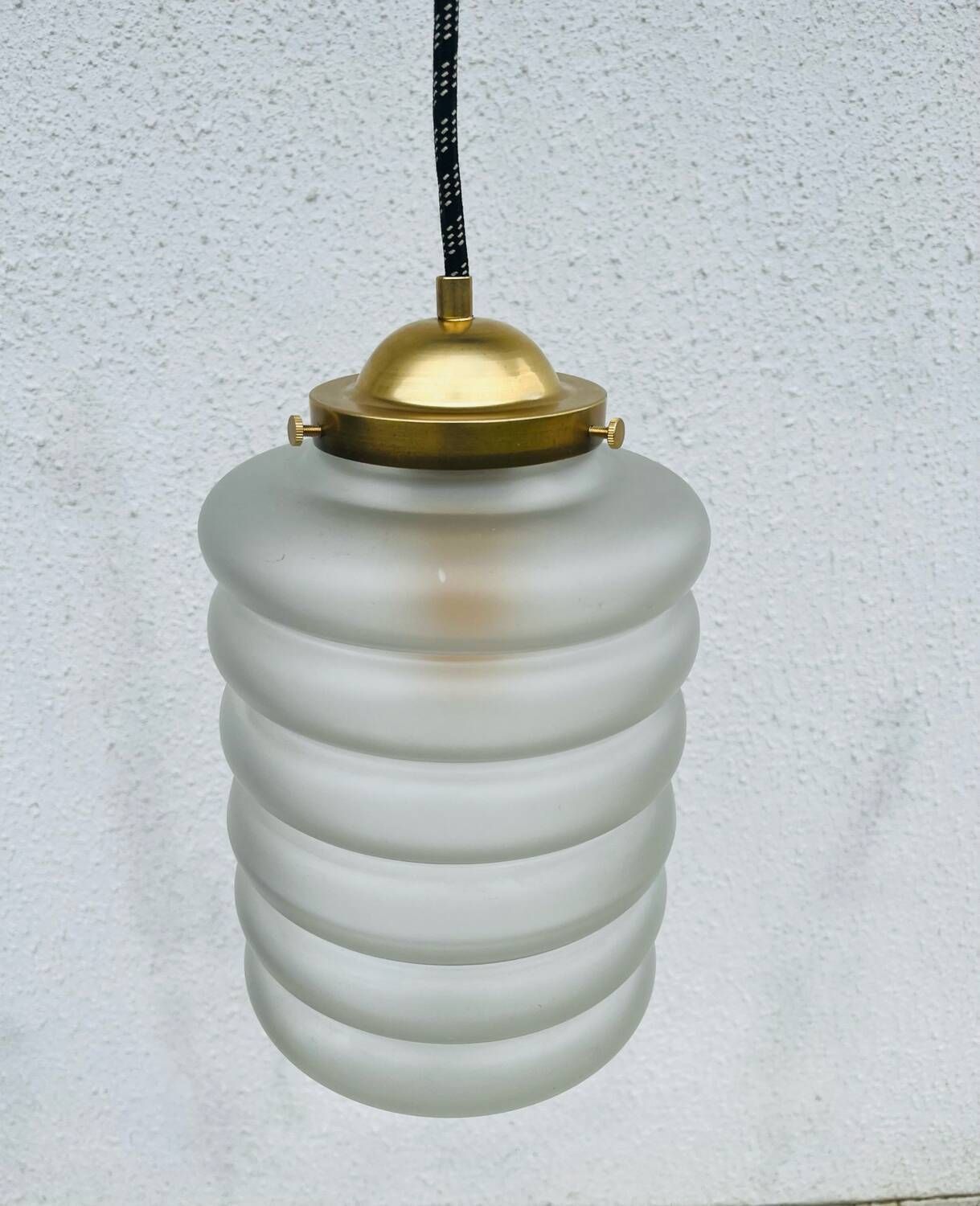 Art Deco Hanglamp In Matglas photo furniture