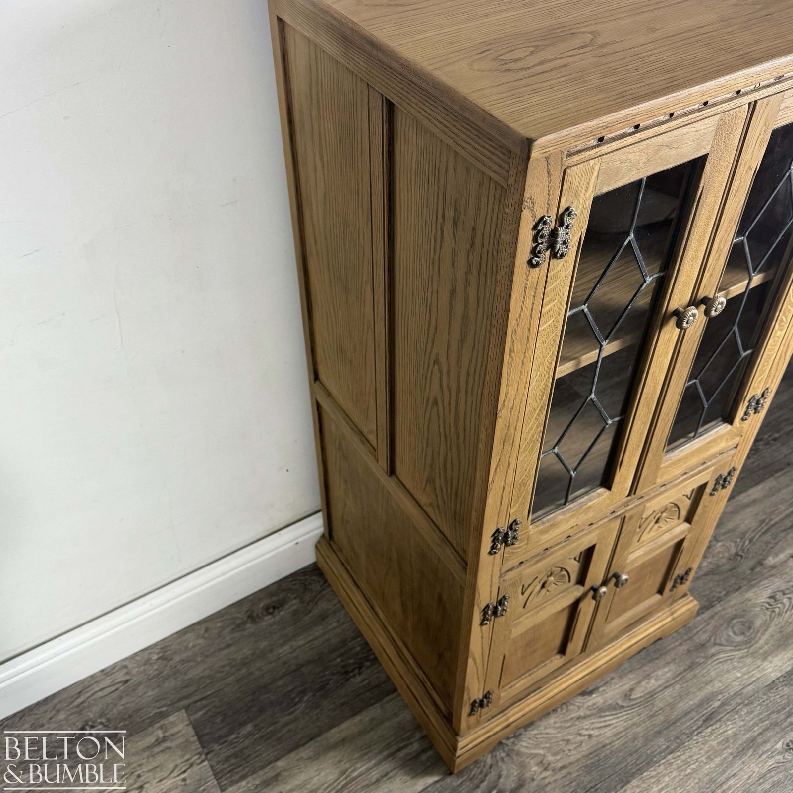 Old Charm Wood Brothers Lift Lid Cabinet In Washed Oak photo vintage