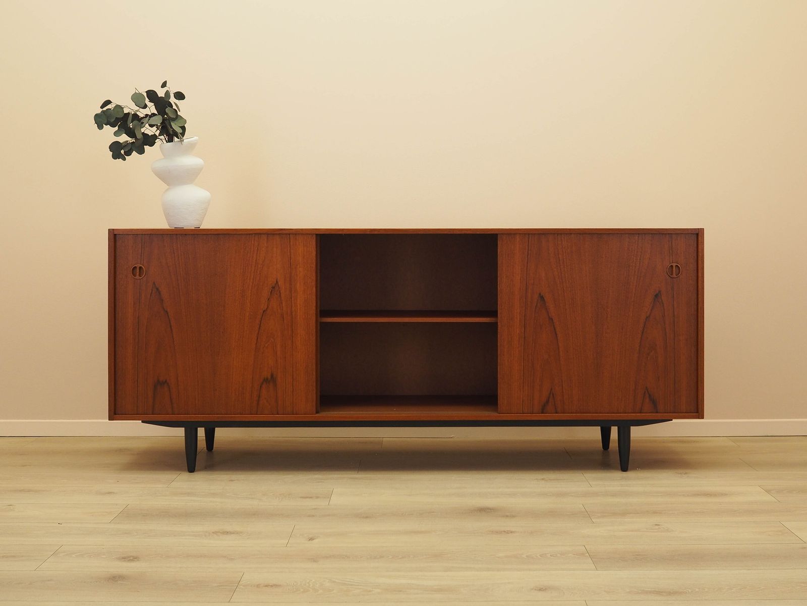 Teakhouten Dressoir, Deens Design, Jaren 1970, Productie: Denemarken photo for sale