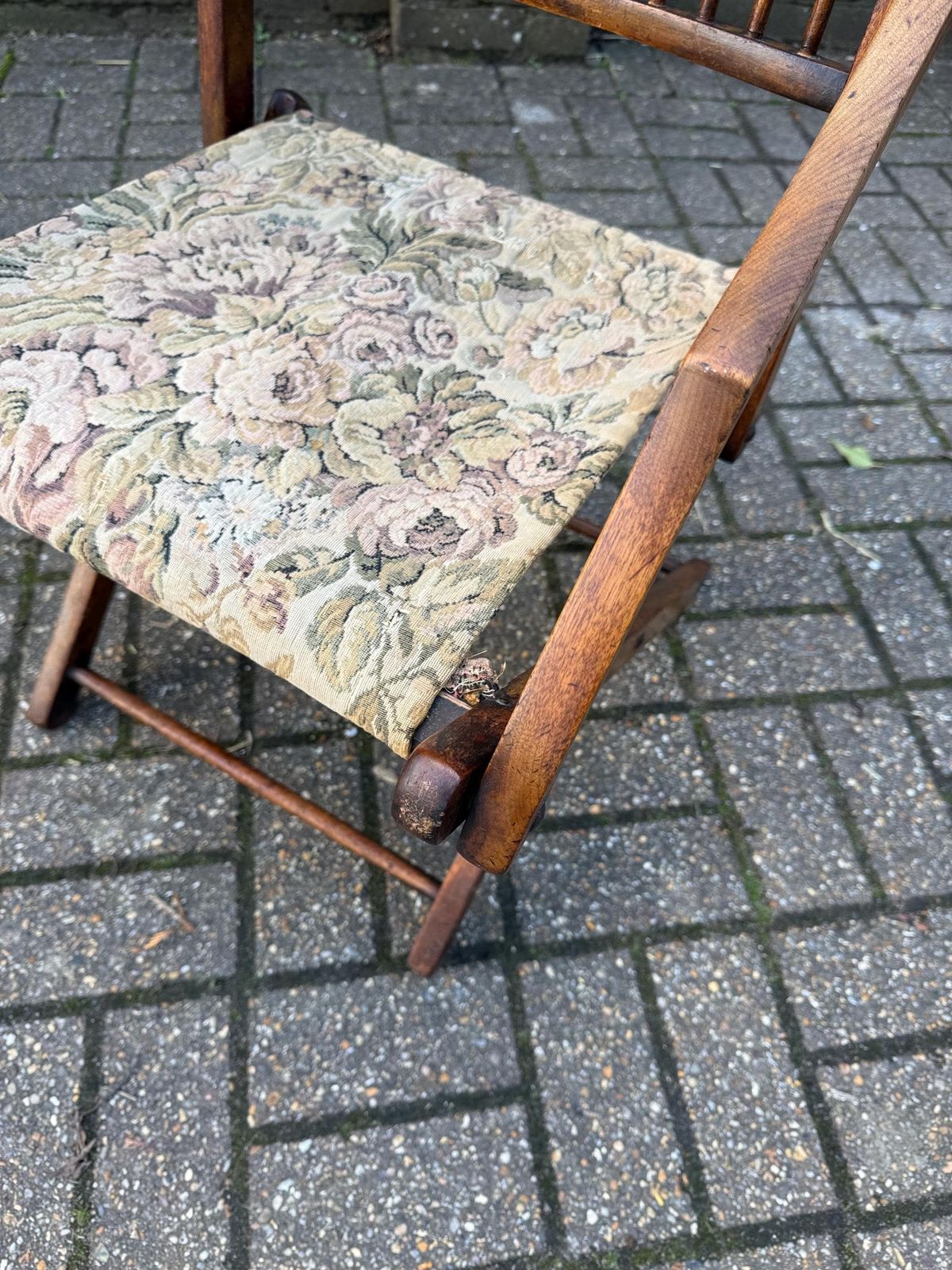 photo vinterior Antique Edwardian Folding Campaign Armchair With Floral Upholstery, Camping Chair Antique