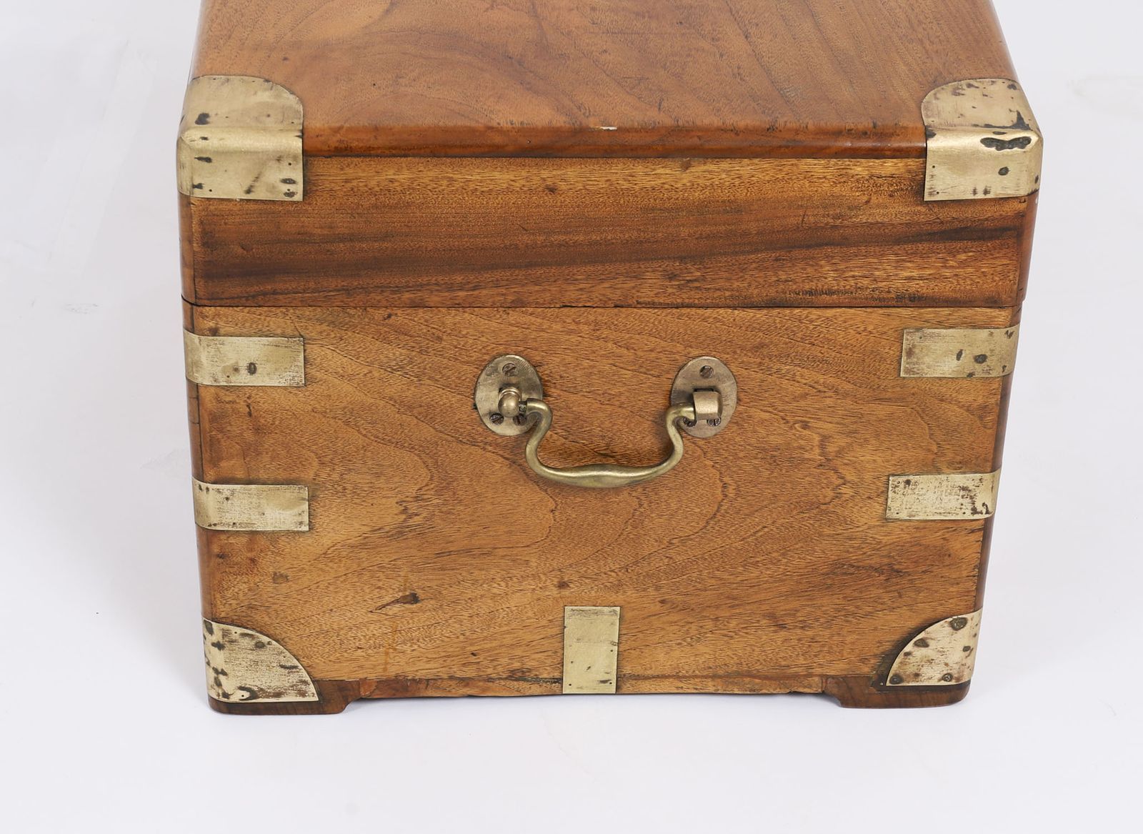 photo vintage Petit Military Campaign Camphorwood Trunk Coffer Early19th C