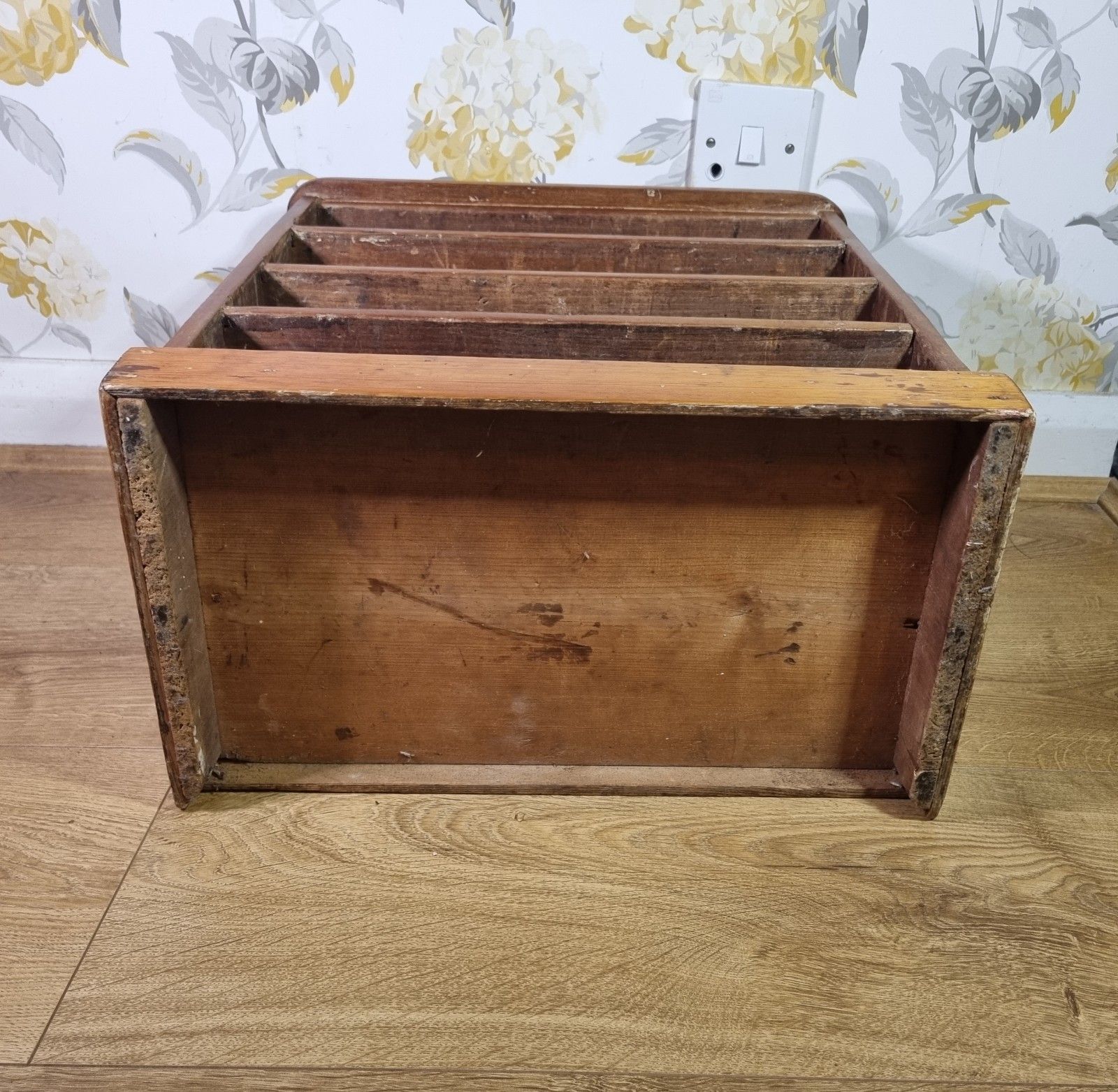 photo vintage Antique Victorian Small Apprentice Chest Of Drawers Collector Watchmaker Desktop