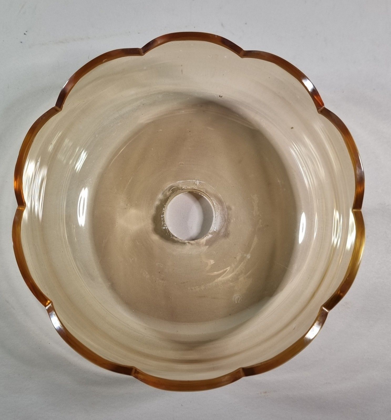 photo vinterior Vintage French Rococo Style Sconce Wall Light & Glass Shades Gilt Metal Bow