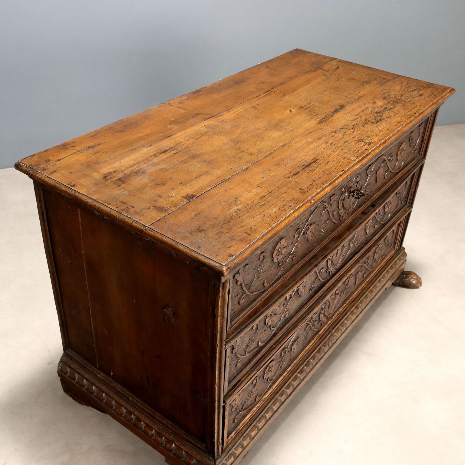 Chest Of Drawers Baroque Carved Walnut XVIII Century photo for sale
