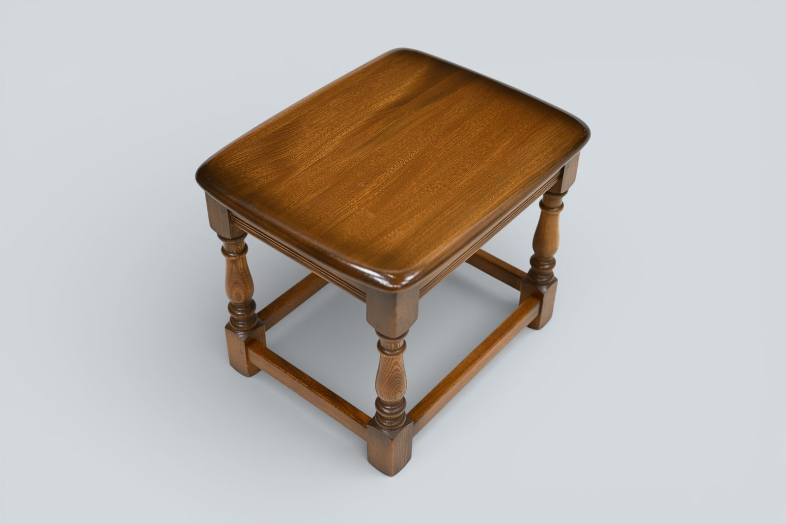 Ercol Small Coffee Table Model 733 Golden Dawn Elm Free Nationwide Delivery* photo 227.0