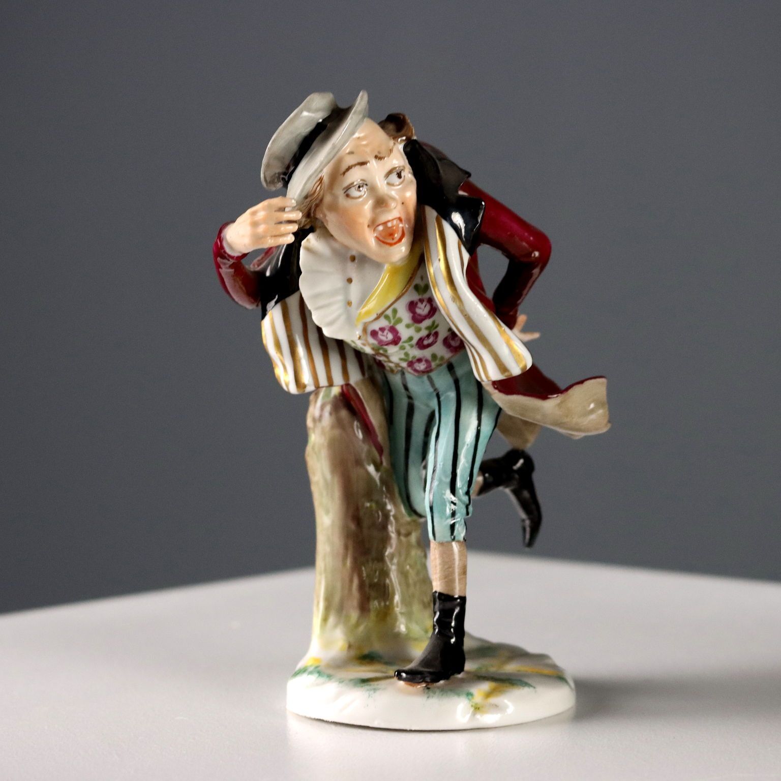 photo furniture Antique Rudolstadt Porcelain Figurines Germany XIX Century