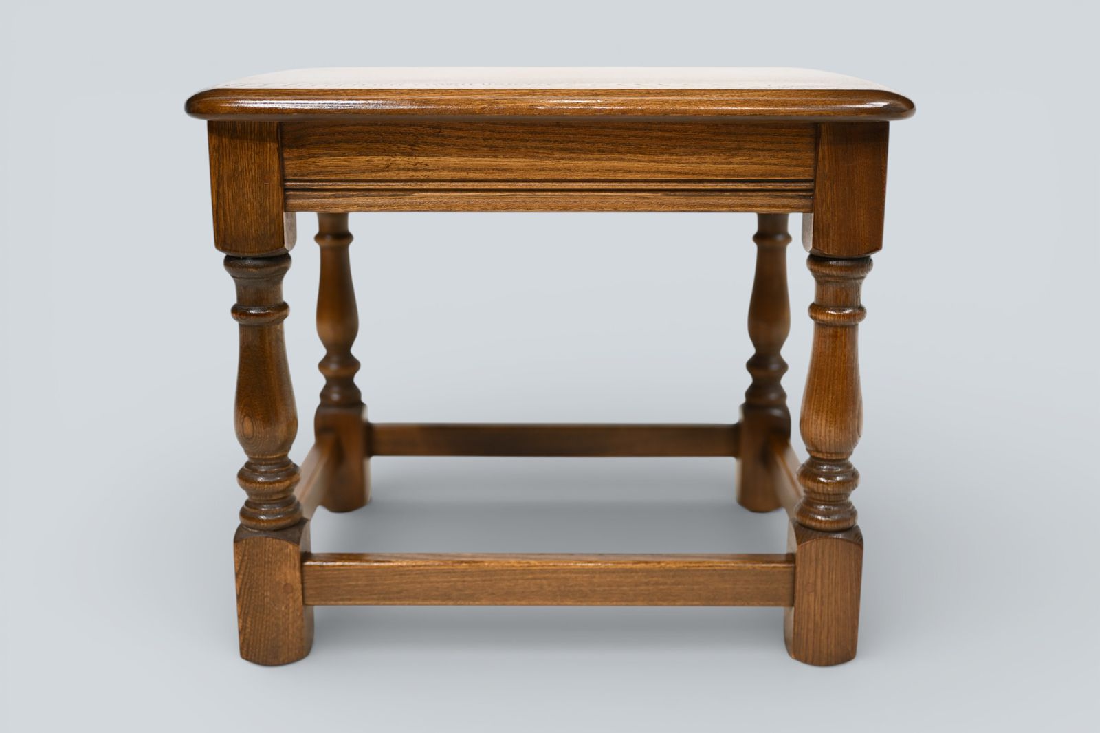 247.0 Ercol Small Coffee Table Model 733 Golden Dawn Finish Vgc Circa 1970s photo