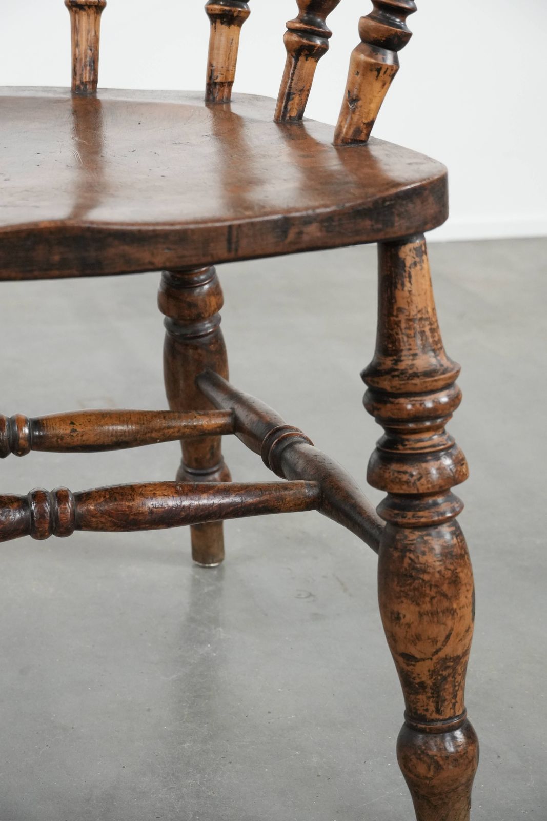 photo furniture Antieke Engelse Captain Chair / Zijstoel / Bureaustoel Uit Het Begin Van De 19e Eeuw