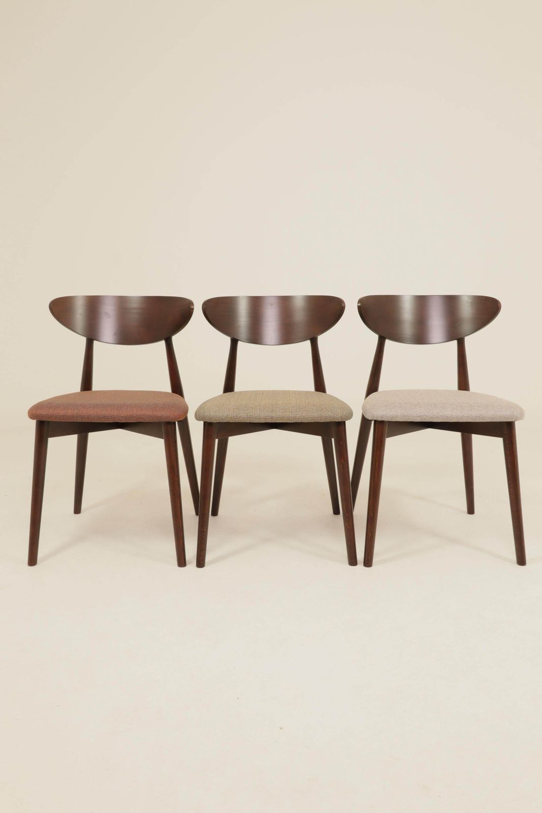 photo furniture Set Of 4 Modern Beech Wood Dining Chair, Herringbone Terracota Fabric