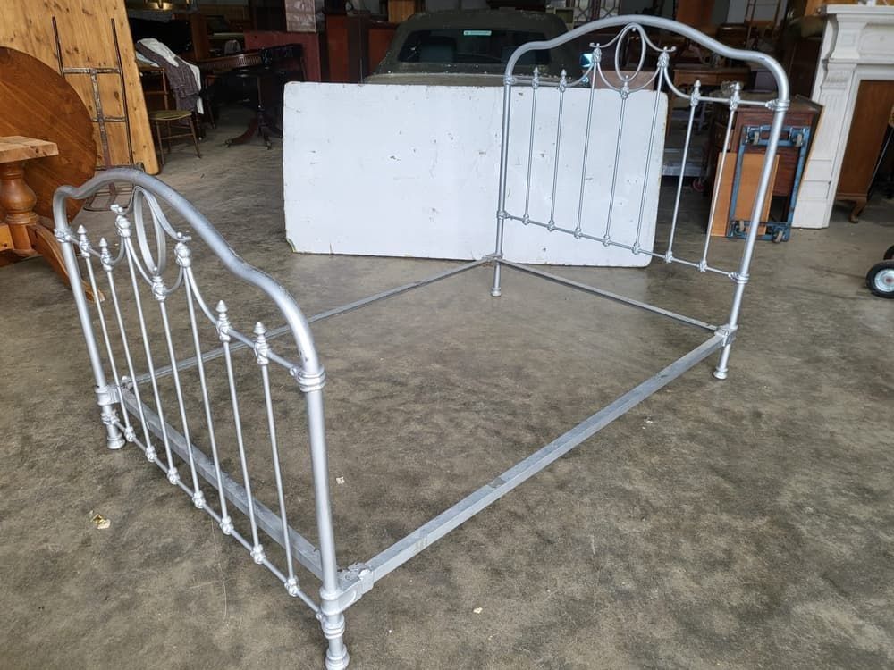 Antique Victorian Cast Iron Small Double Bed Frame + Base photo furniture
