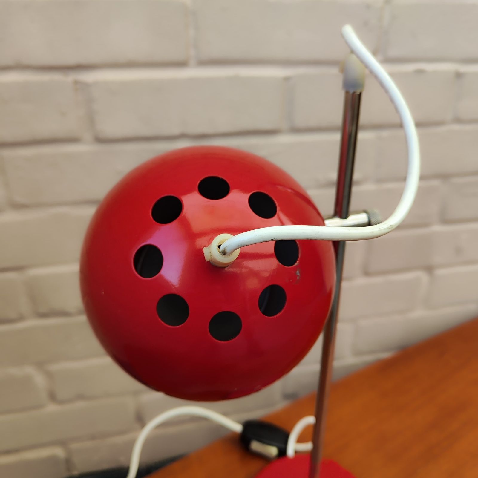 Hungarian Space Age Eyeball Desk Lamp By Elektrofém, 1970s photo vinterior
