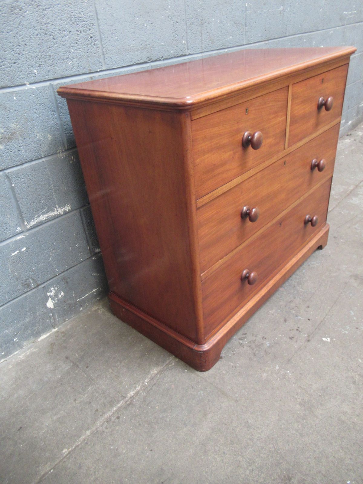 Victorian    Mahogany  Chest Of Drawers photo for sale