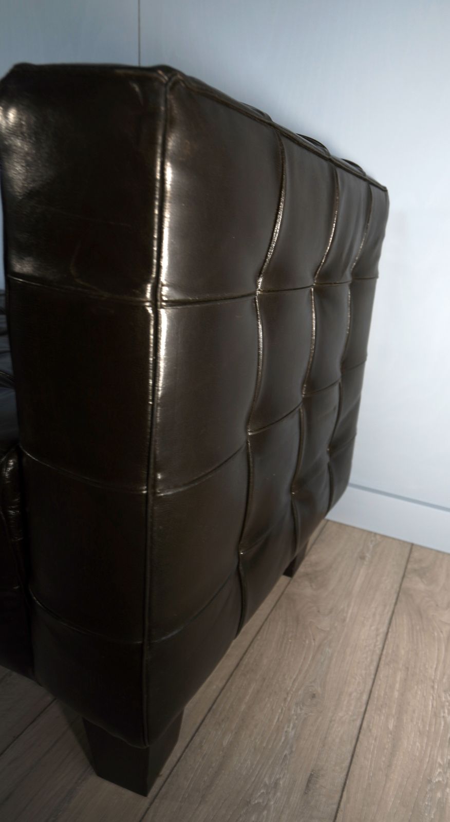 photo buy Leather Window Seat By Stone International