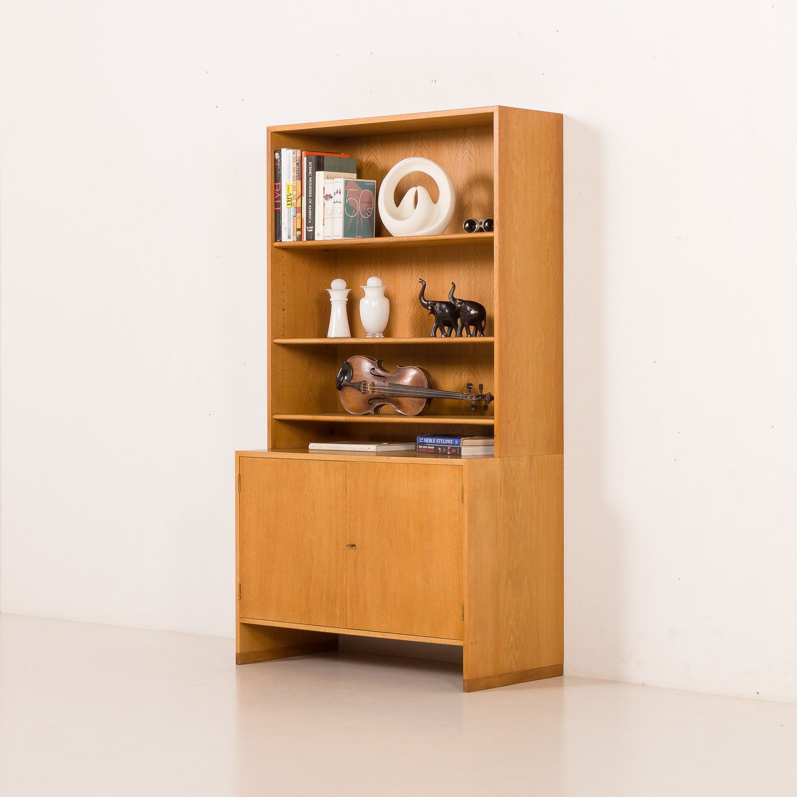 Hans Wegner Mid Century Oak Bookcase Ry Mobler 1960s photo vinterior