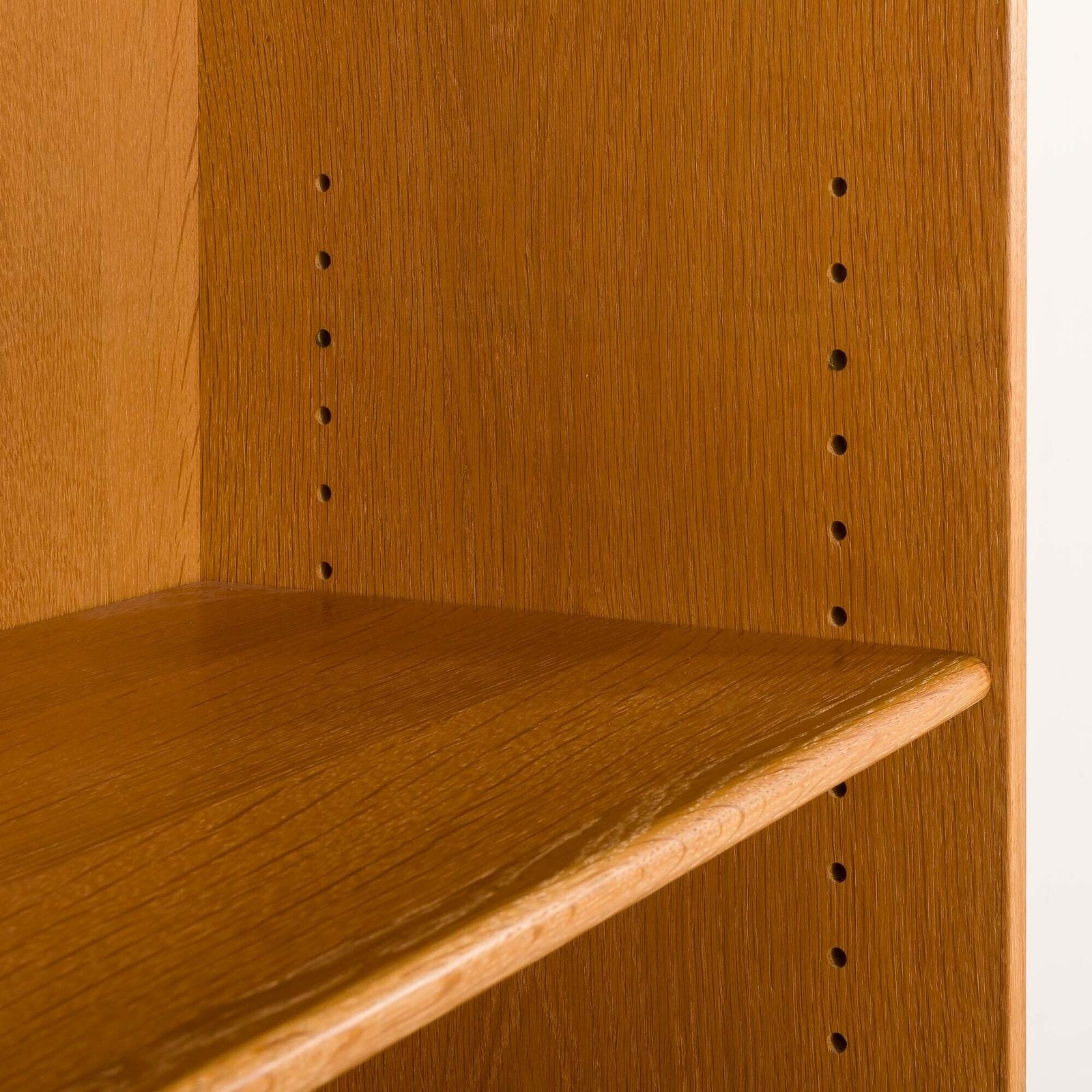 1341.0 Hans Wegner Mid Century Oak Bookcase Ry Mobler 1960s photo
