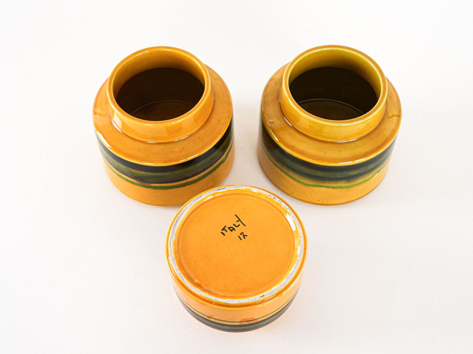 Set Of Ceramic Vases, Italian Design, 1960s, Manufactured In Italy photo vinterior