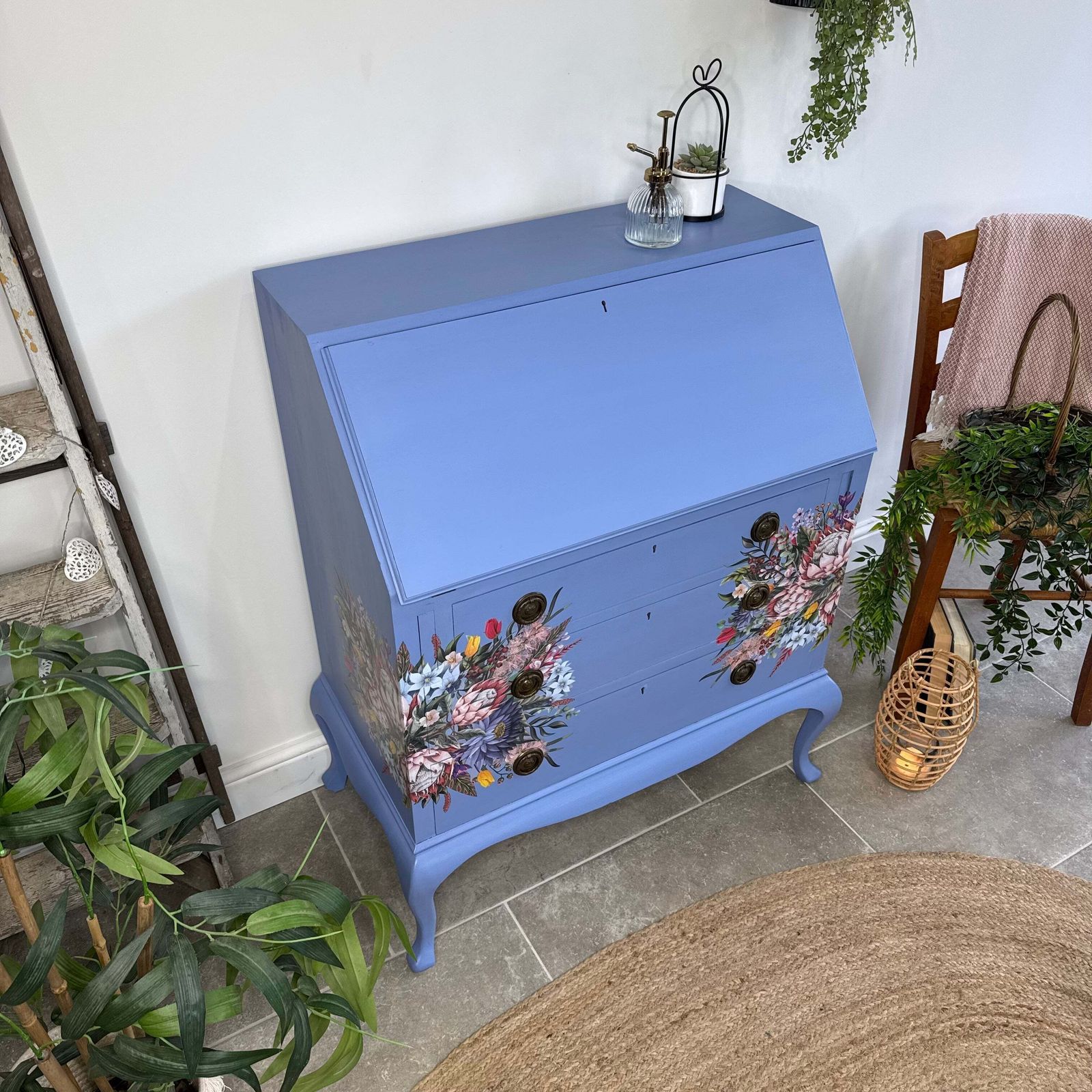 Furniture Pretty Writing Desk / Bureau Painted Light Blue, Pink And Floral photo