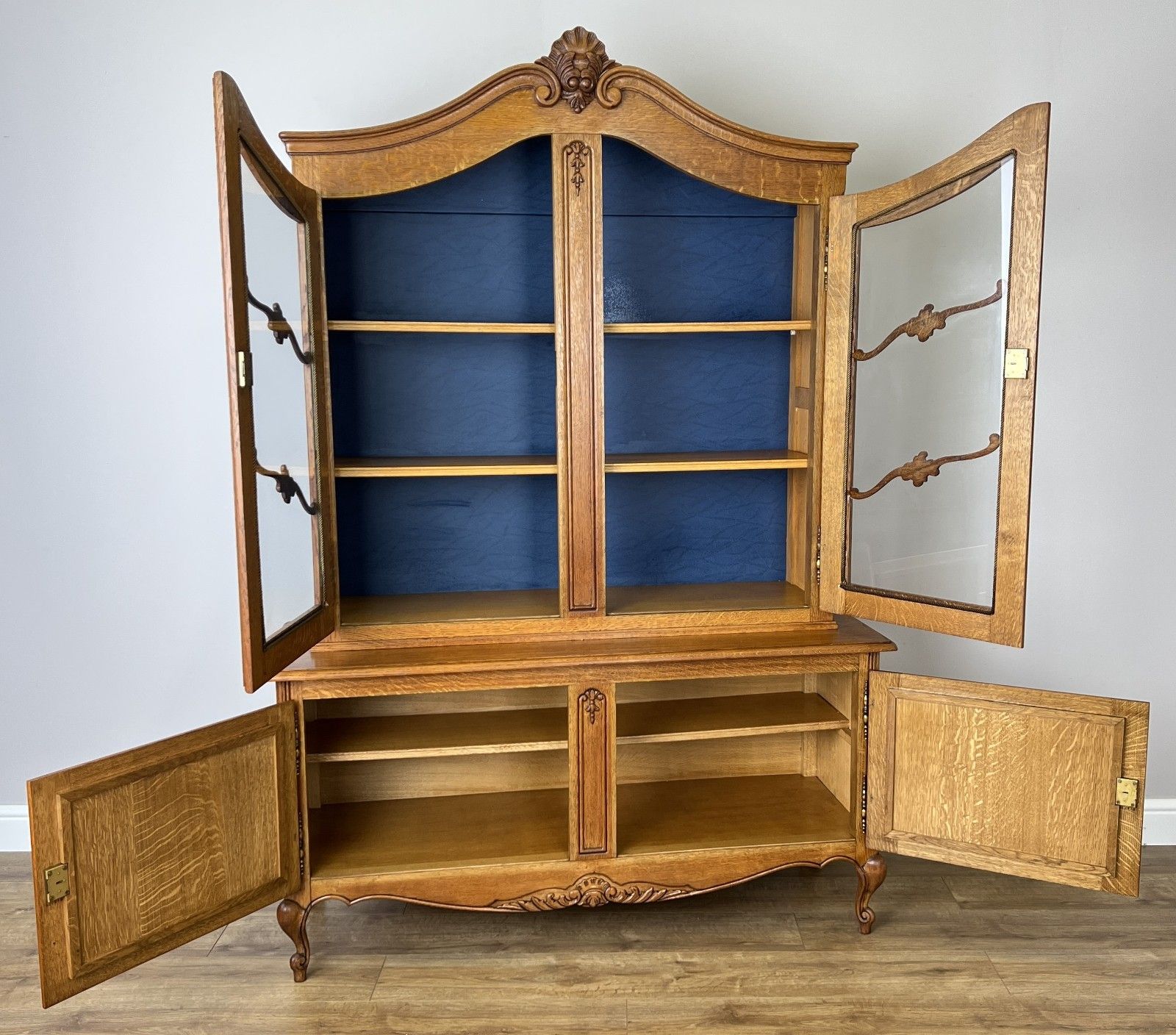 599.0 Bookcase Vintage French Louis XIV Style Oak Display Cabinet Sideboard Lot 4890 photo