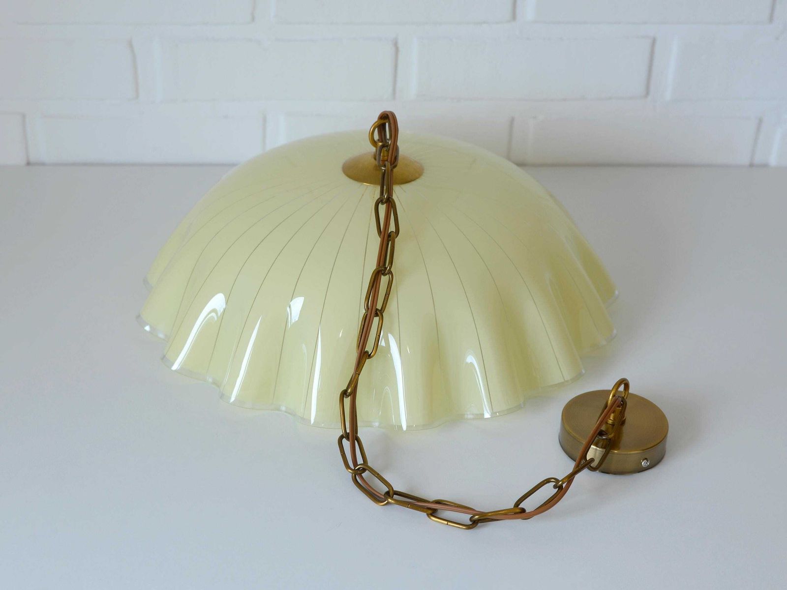 photo furniture Vintage Pendant Fazzoletto Light / Kitchen Hanging Lamp 1980's / Farmhouse Beige Glass Chandelier