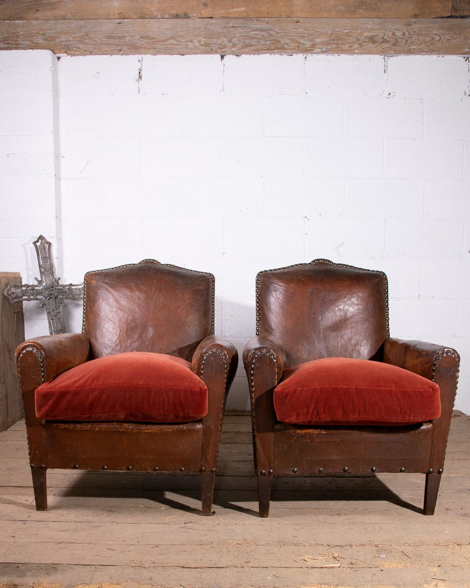 photo vintage Pair Of Leather Club Armchairs