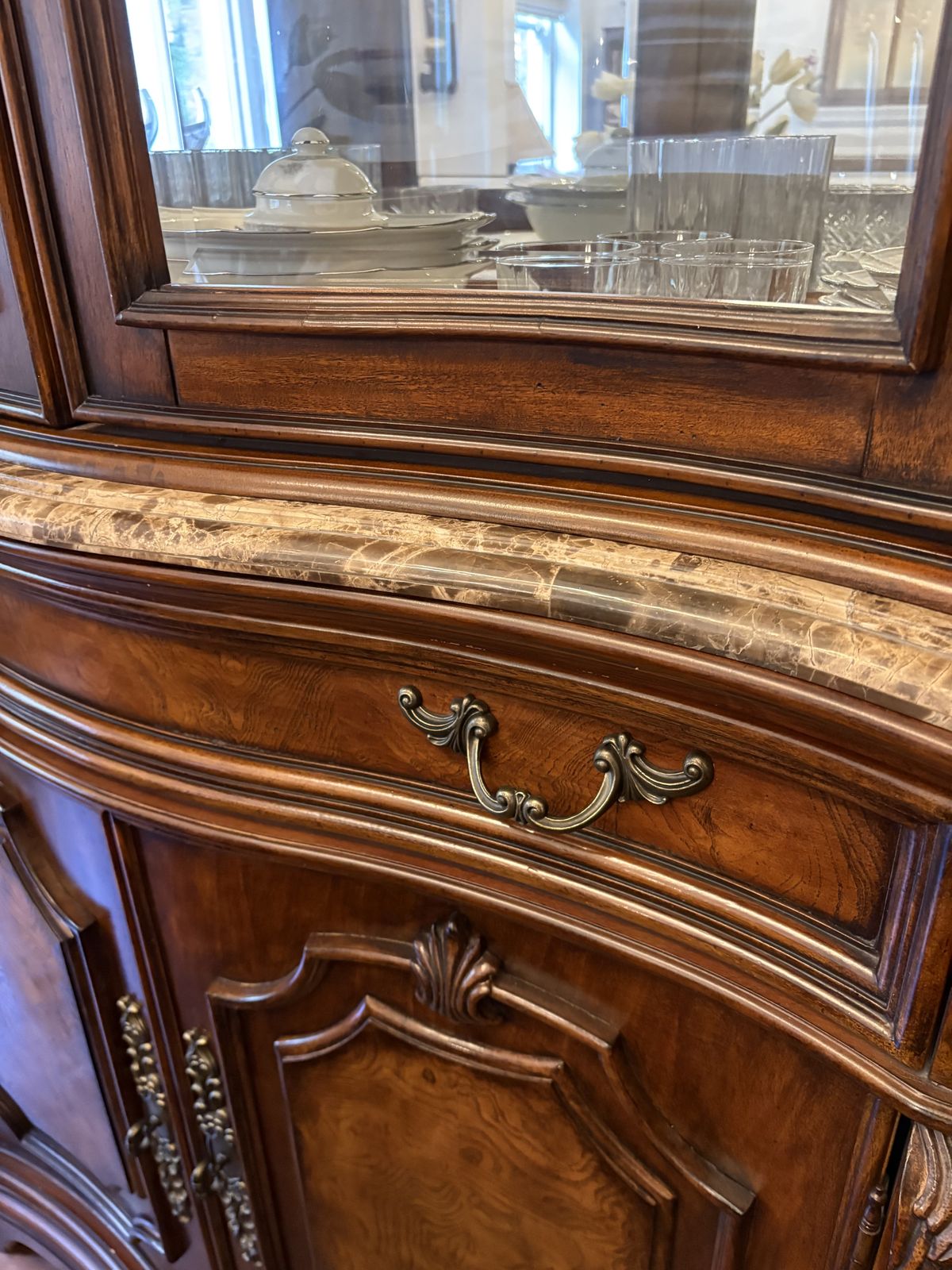 Stanley USA Furniture China Hutch With Marble Top – Excellent Condition photo Furniture