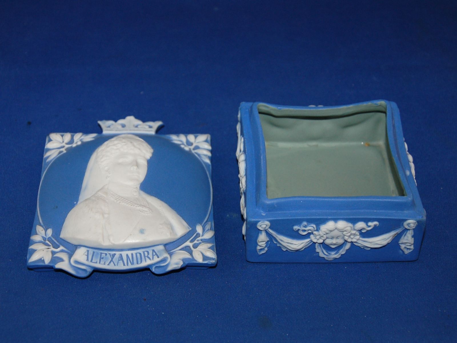 A Very Rare Queen Alexandra Bisque Jasper Ware Coronation Square Trinket Box photo for sale