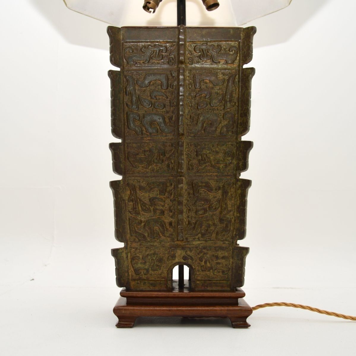 Large Antique Oriental Bronze Table Lamp photo for sale
