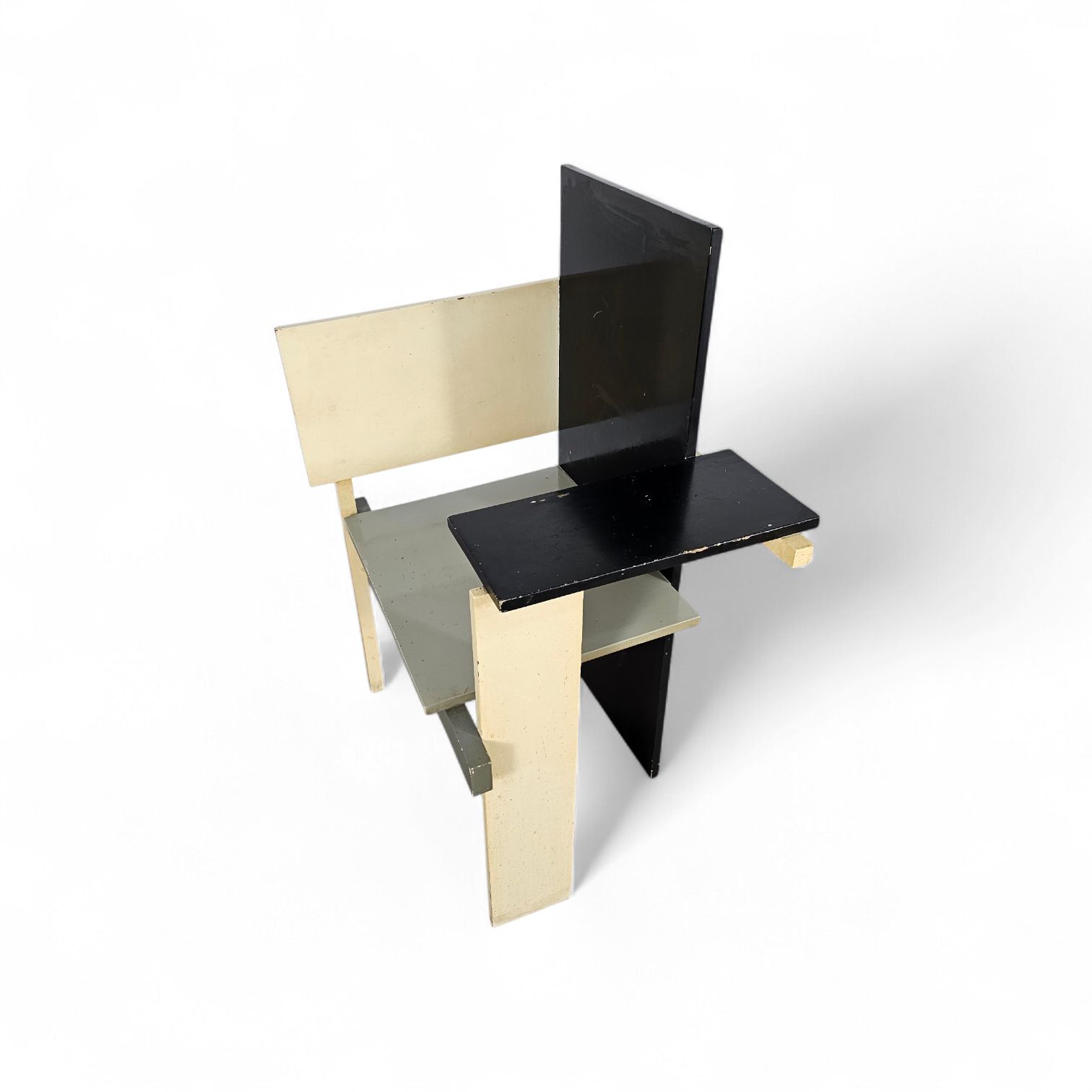 Old Berlin Chair / Berlijnse Stoel / Gerrit Rietveld / Signs Of Repair ( 2 Screws )