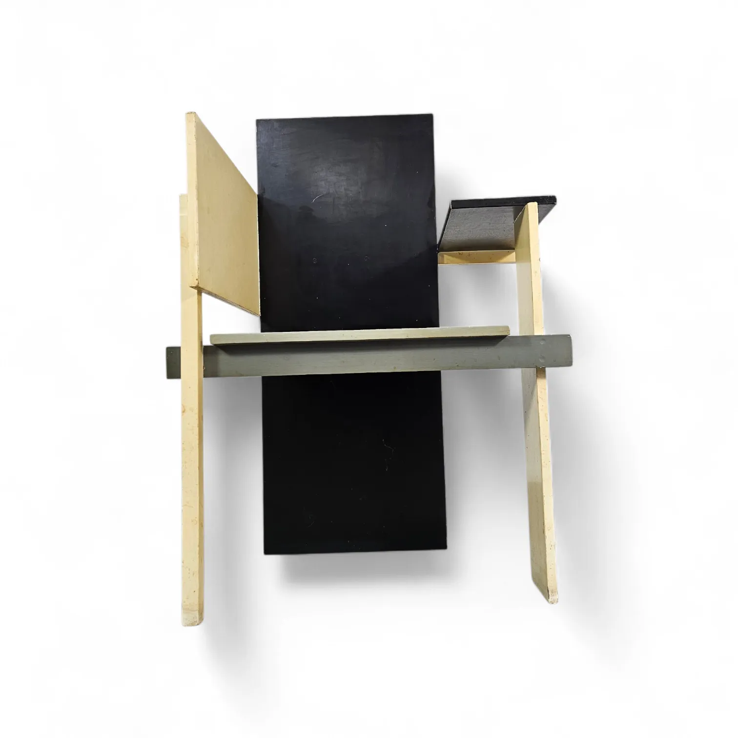 Old Berlin Chair / Berlijnse Stoel / Gerrit Rietveld / Signs Of Repair ( 2 Screws ) photo Furniture