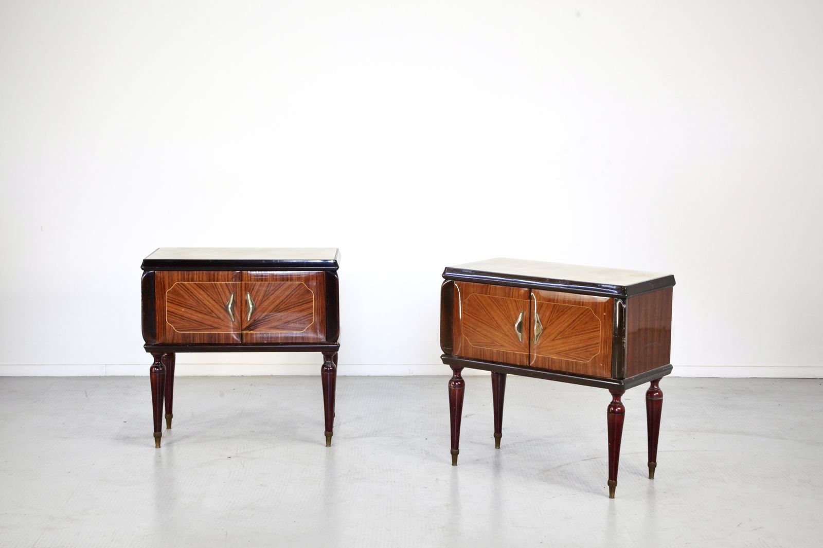 Set Of 2 Italian Midcentury Walnut Burl And Brass Bedside Tables / Cabinets. Vintage / Modern / Retro
