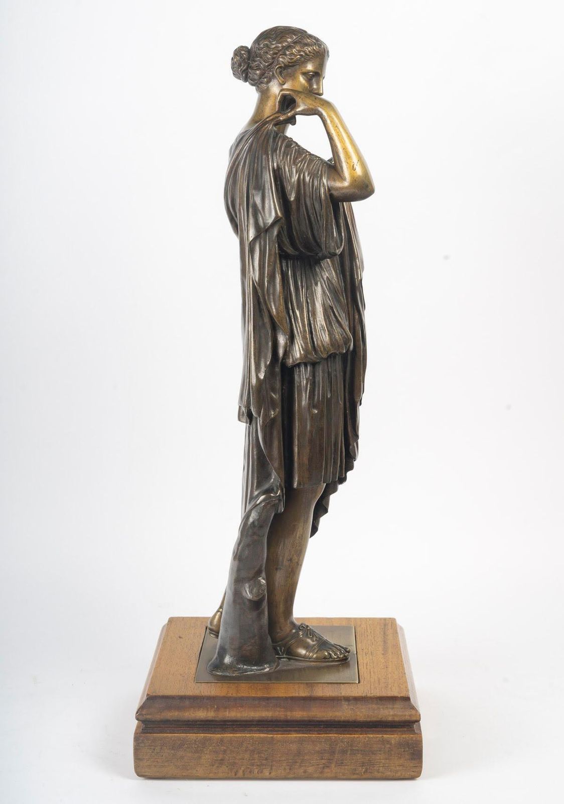 2995.0 Early 20th Century Patinated Bronze Sculpture Of Diana On A Wooden Base. photo
