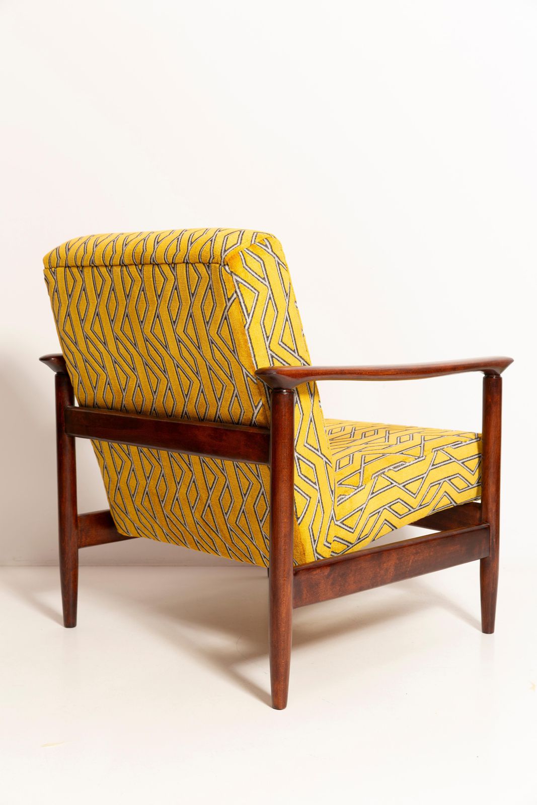 Paar Mid Century Gele Jacquard Fluwelen Fauteuils, Edmund Homa, Gfm 142, 1960 photo vinterior