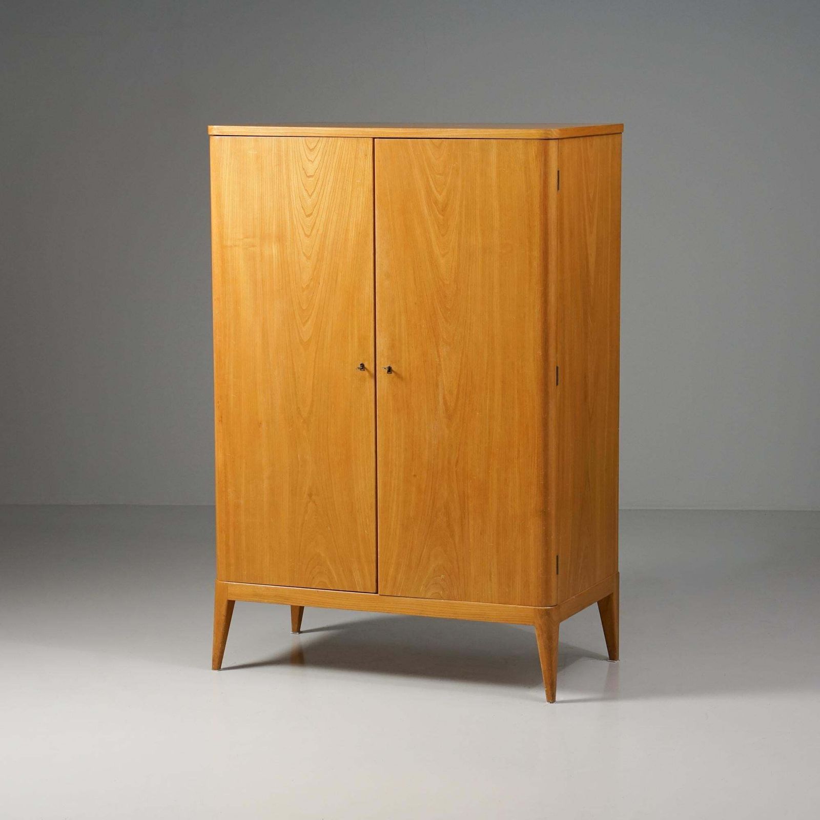photo furniture Scandinavian Modern Cabinet, Paul Boman, 1940/1950s