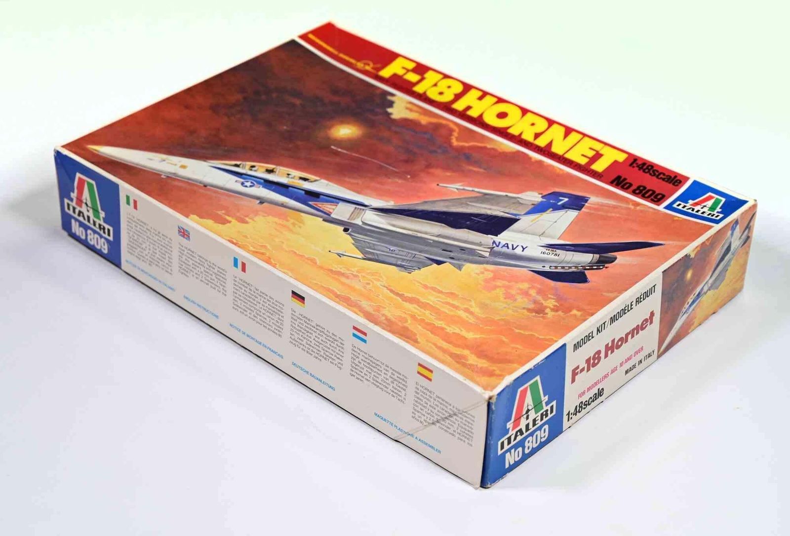 Italeri No. 809 – Mcdonnell Douglas F 18 Hornet Model Kit...   Italy 1980s photo Home Decor