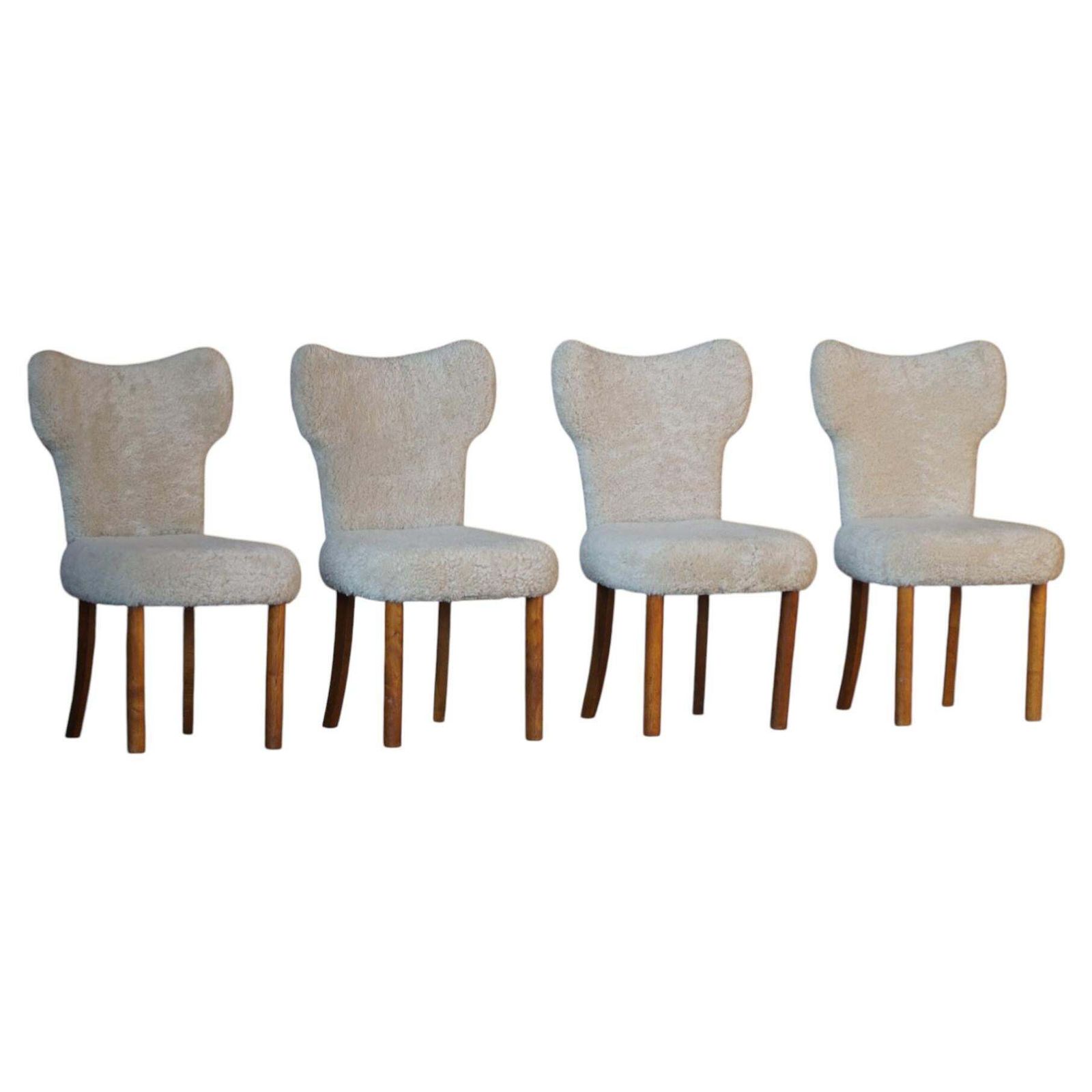 Set Of 4 Danish Modern Dining Chairs In Lambswool & Oak, Viggo Boesen, 1950s