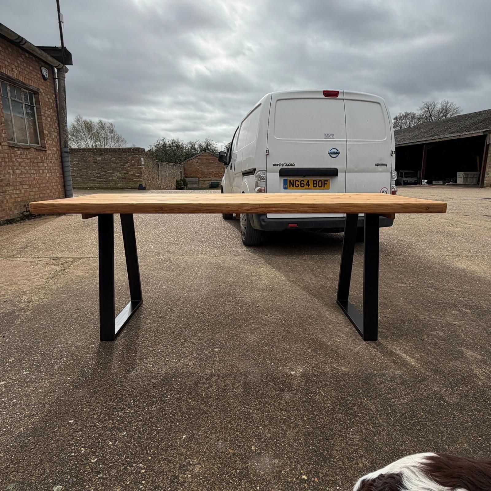 Reclaimed Pine Farmhouse Table Modern Trapezium Metal Industrial Legs Seats 6/8 photo for sale