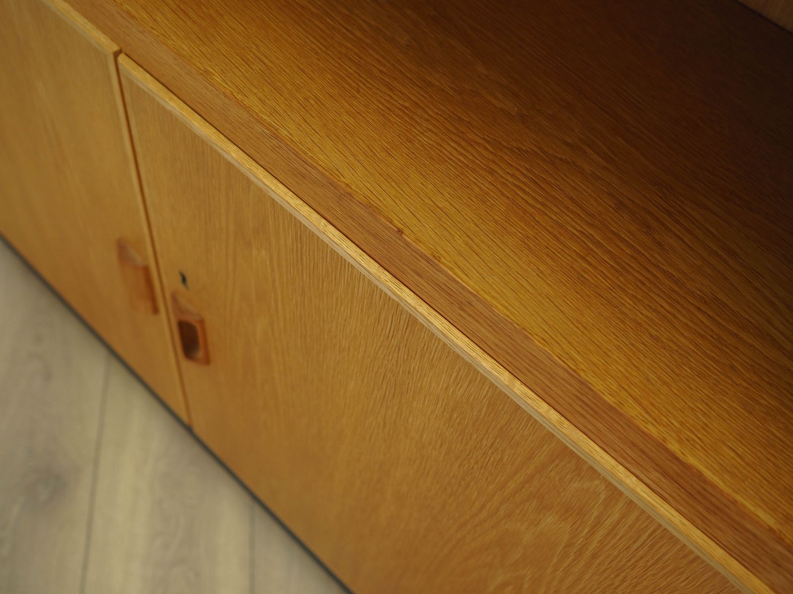 photo vinterior Ash Wood Bookcase, Danish Design, 1960s, Designer: Børge Mogensen