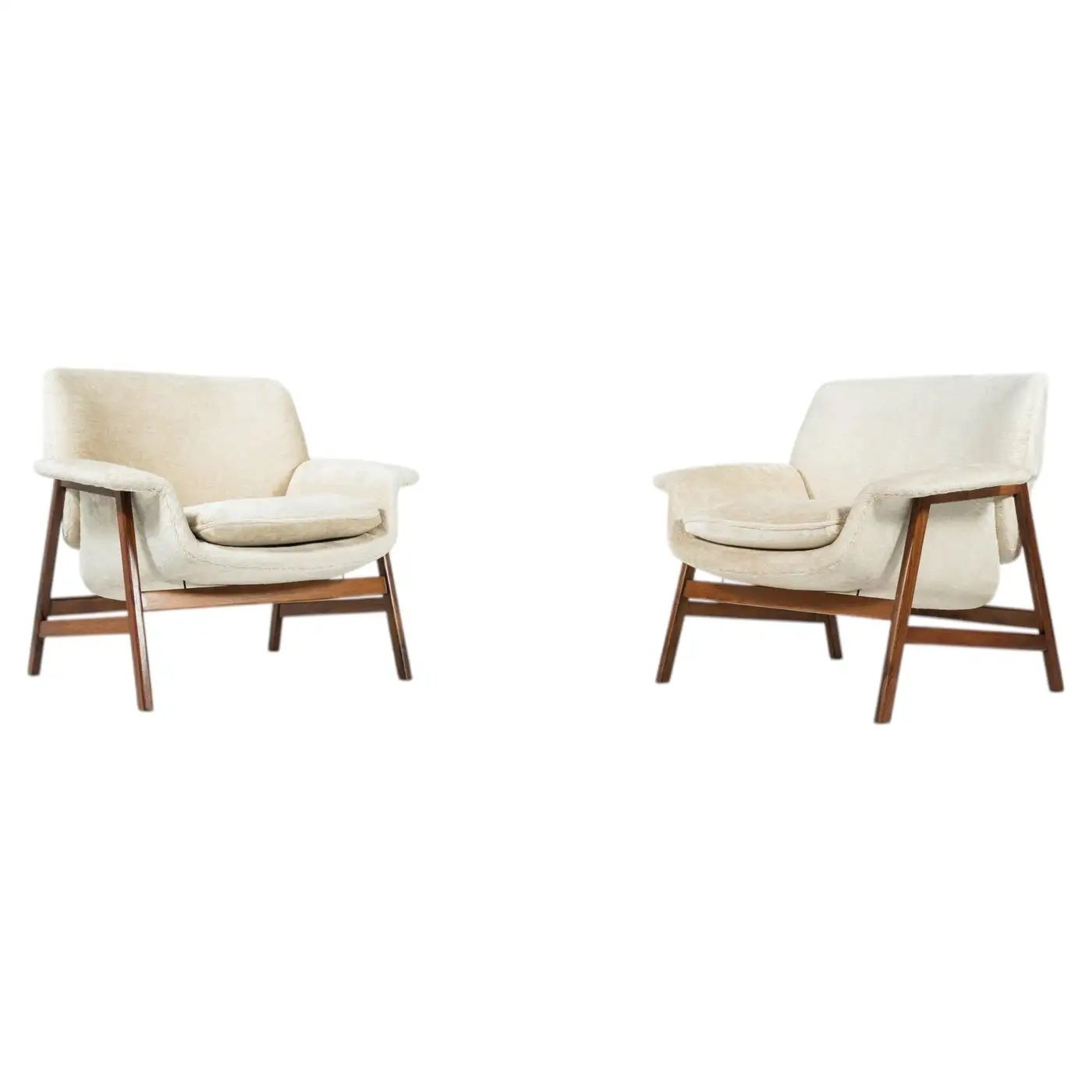 Pair Of Armchairs “849 ” By Gianfranco Frattini For Cassina, 1960s photo vinterior
