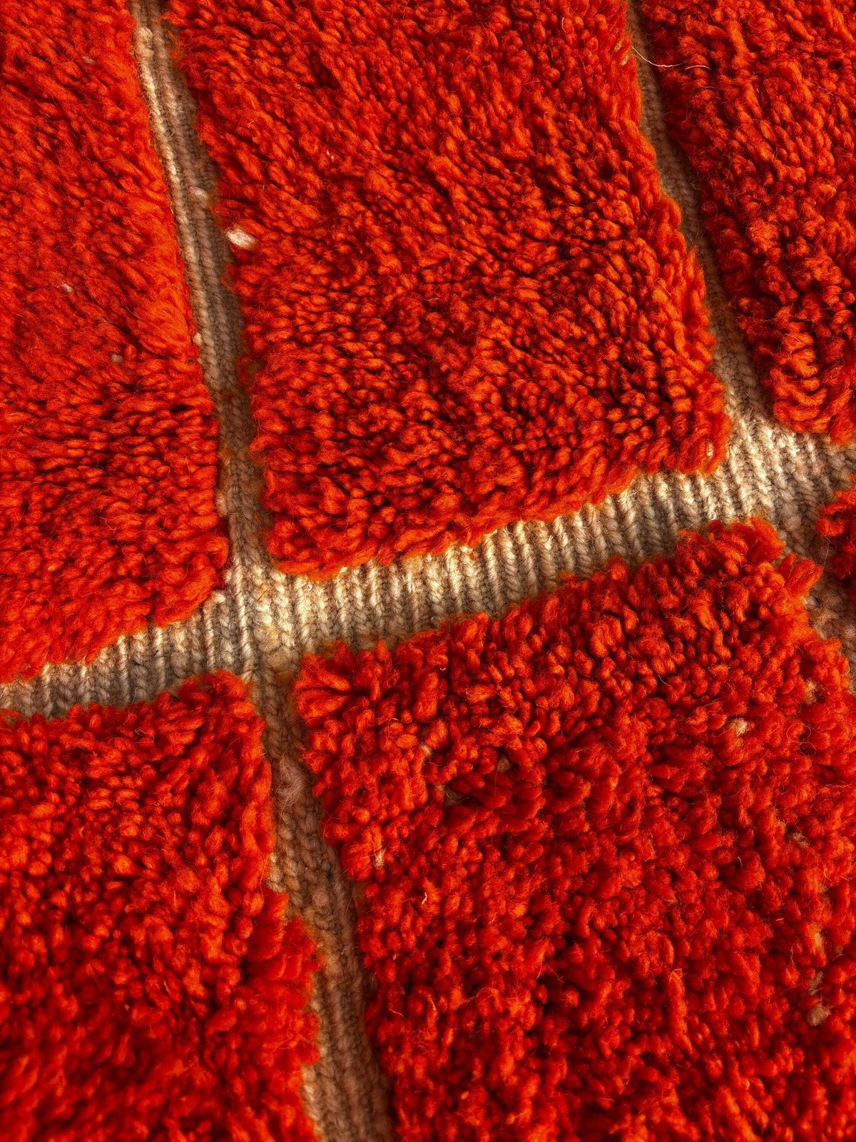 Handmade Moroccan Mrirt Rug – Burnt Orange Wool Rug 200x300 Cm – Modern Textured Carpet – Bold Abstract Design – Large Living Room Area Rug photo vinterior