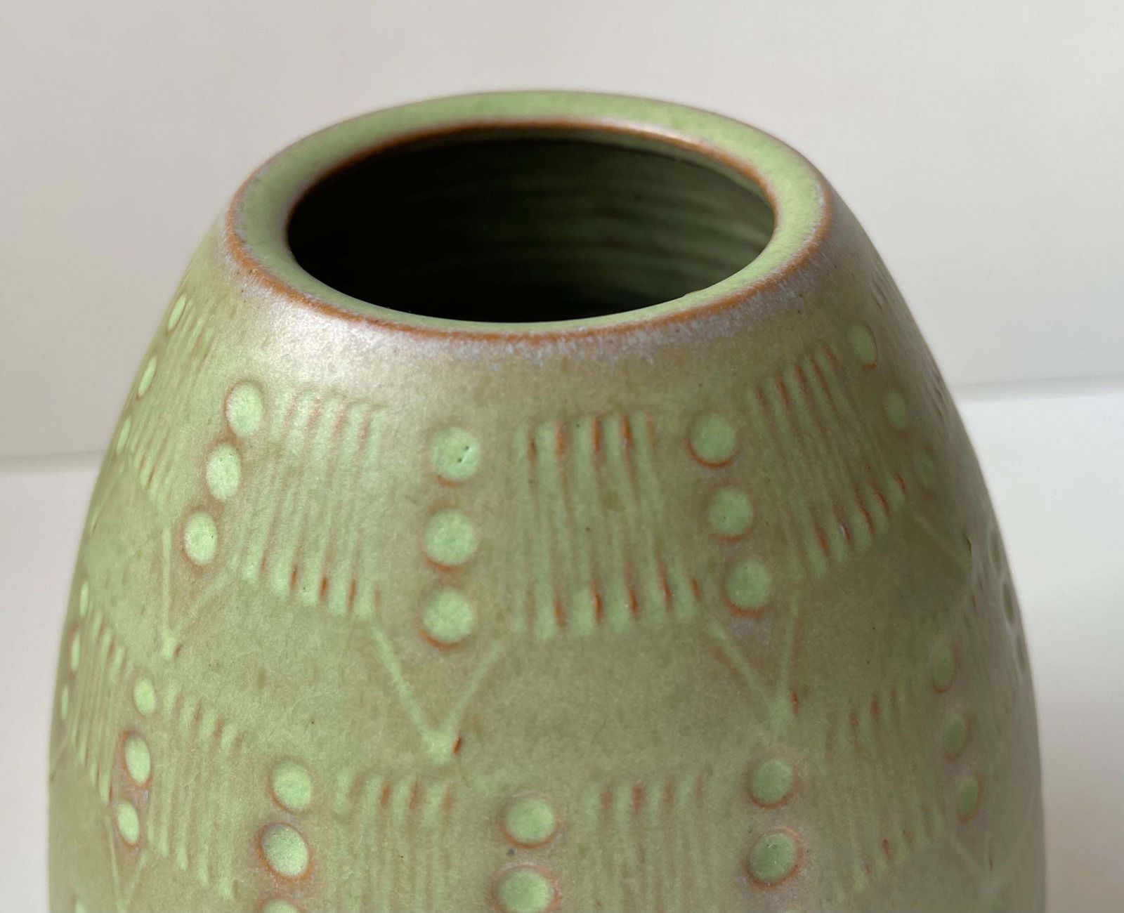 Ovoid Ceramic Vase In Green Glaze In The Style Of Anna Lisa Thomson photo buy