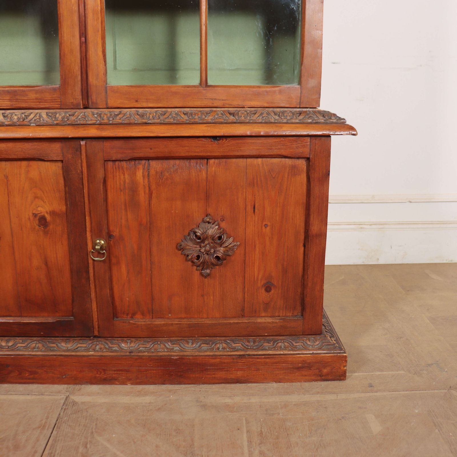 Samuel Pepys Style English Pine Bookcase photo vinterior