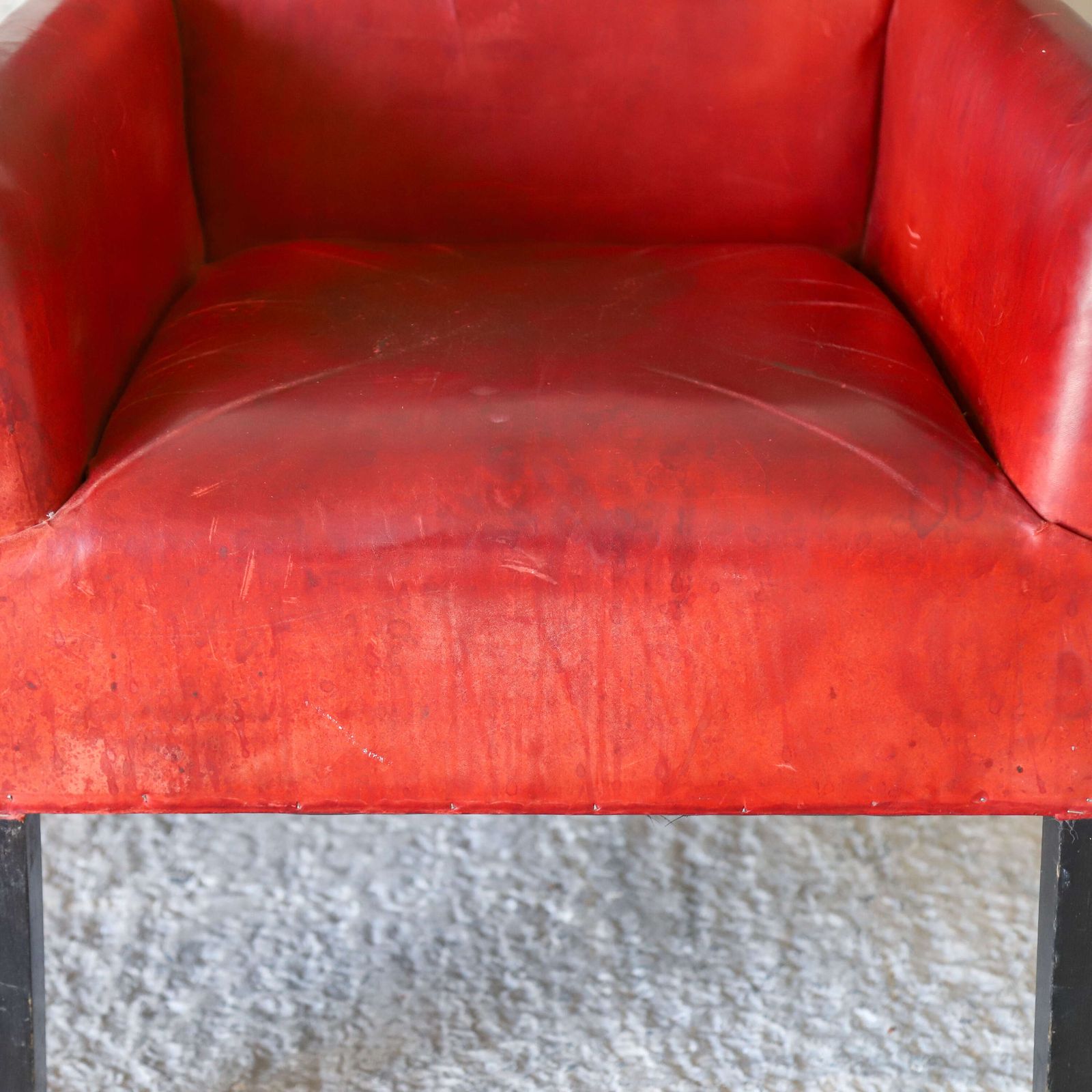 photo furniture Mid 20th Century Red Leather Armchair On Ebonised Legs – Vintage Character & Comfort