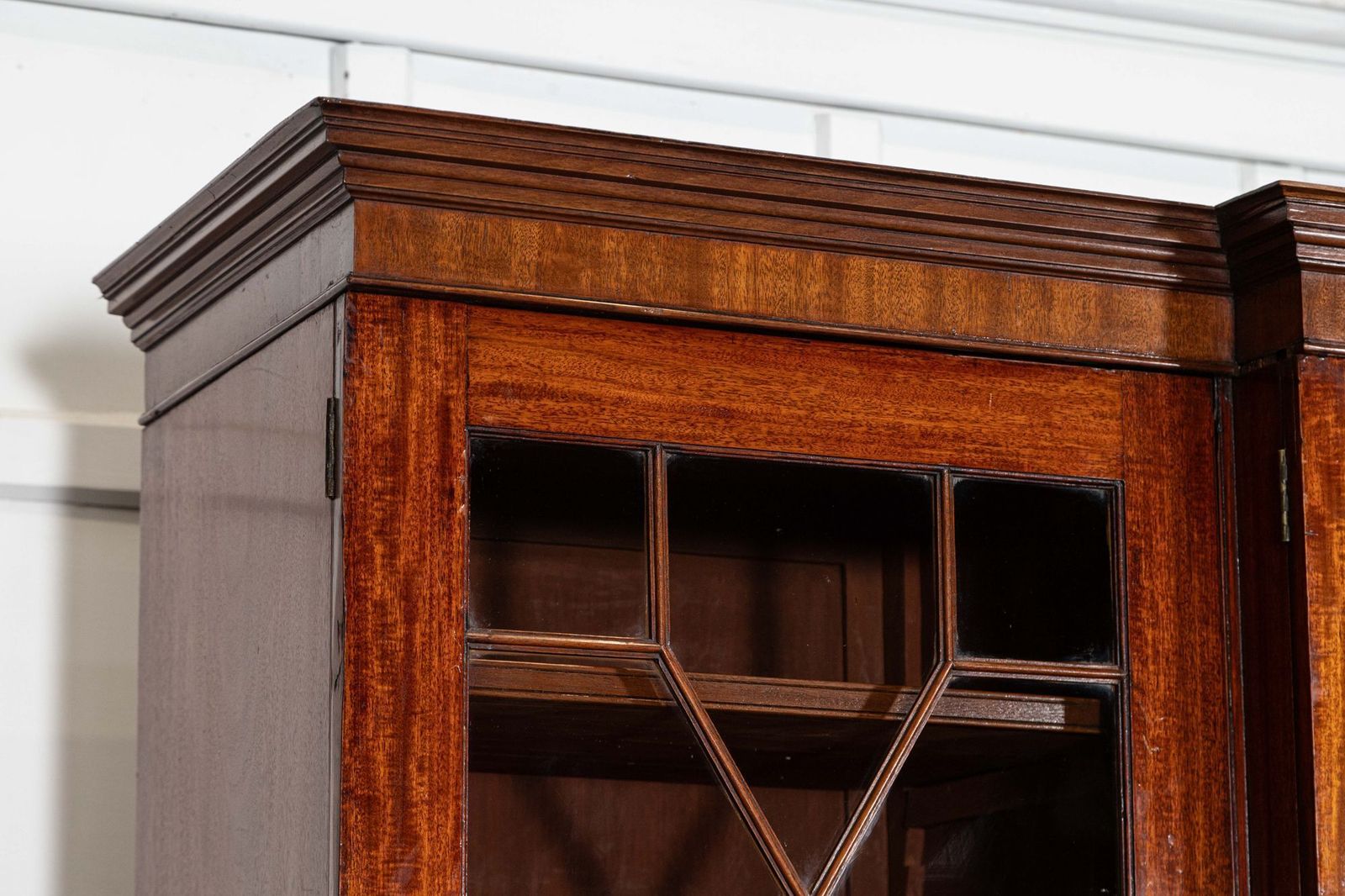 8913.0 Monumental English Mahogany Breakfront Inlaid Glazed Bookcase photo
